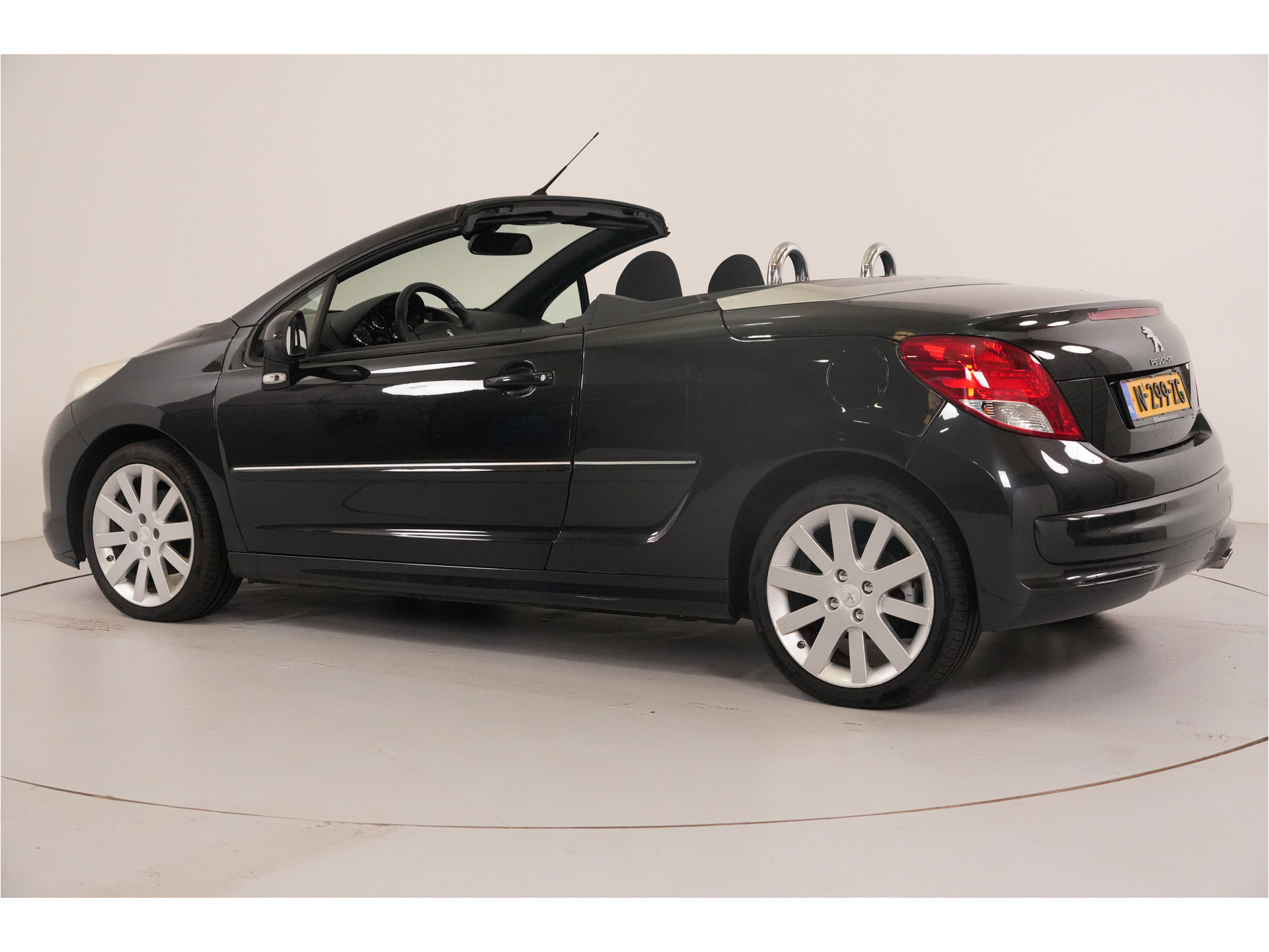 Peugeot 207 CC 1.6 VTi Roland Garros | Automaat |