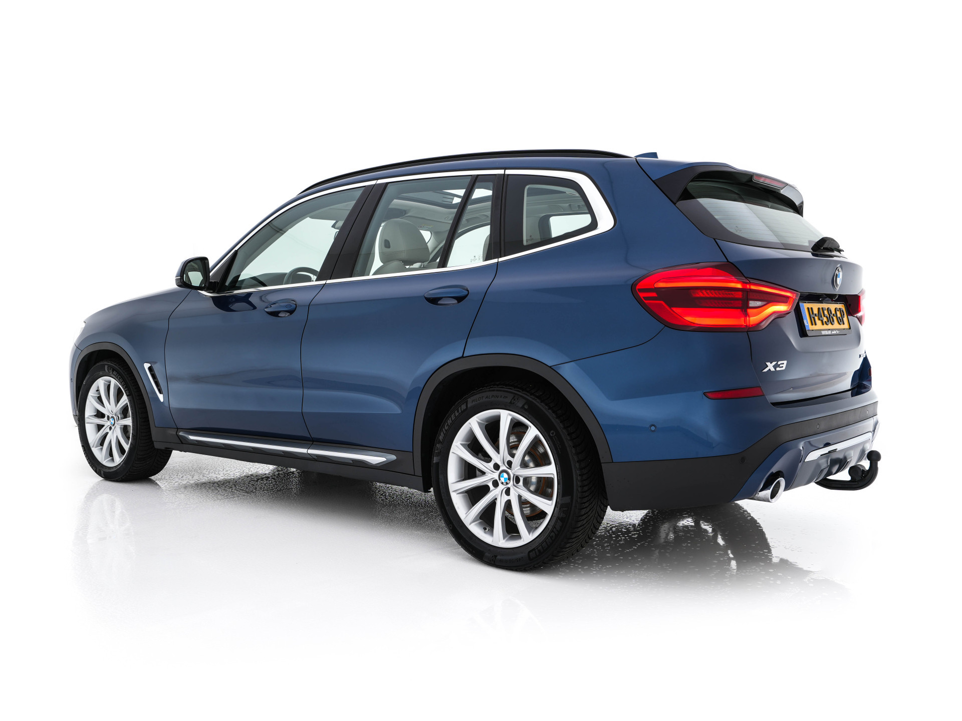 BMW X3 xDrive30d High Executive Luxury-Line Aut. *PANO | HEAD-UP | LEATHER | FULL-LED | NAVI-FULLMAP | HEATED-SPORT-SEATS | MEMORY-PACK | CAMERA | ECC | HIFI-AUDIO | PDC | CRUISE | TOWBAR |  19''ALU*