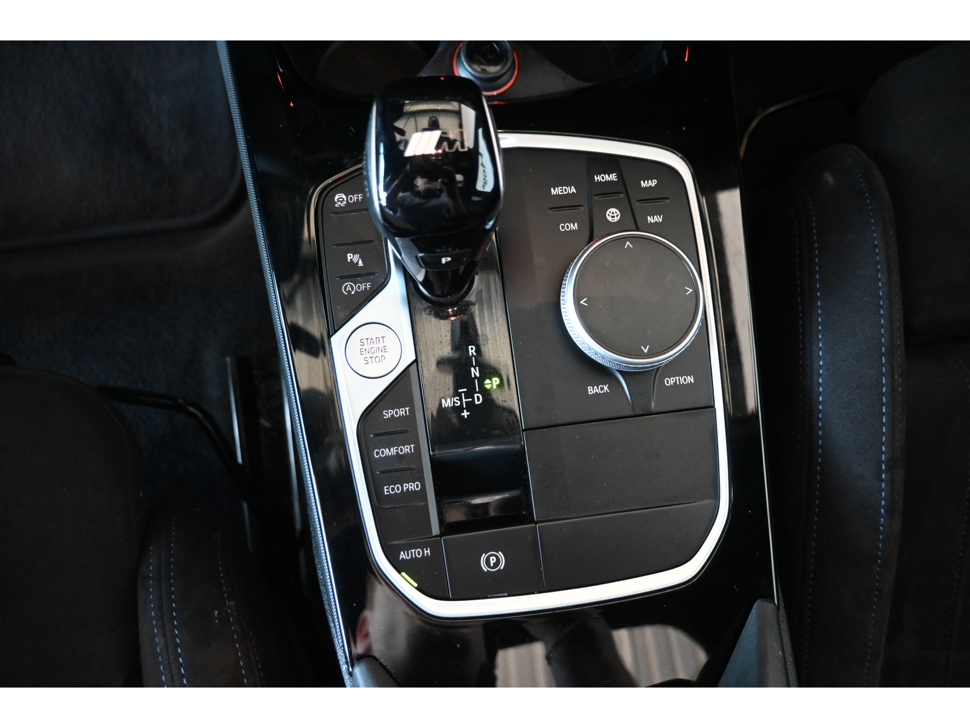 BMW 2-serie Gran Coupé 218i Business Edition M-Pakket Sportstoelen Panoramadak Virtual Dealer Onderhouden! Inruil Mogelijk!