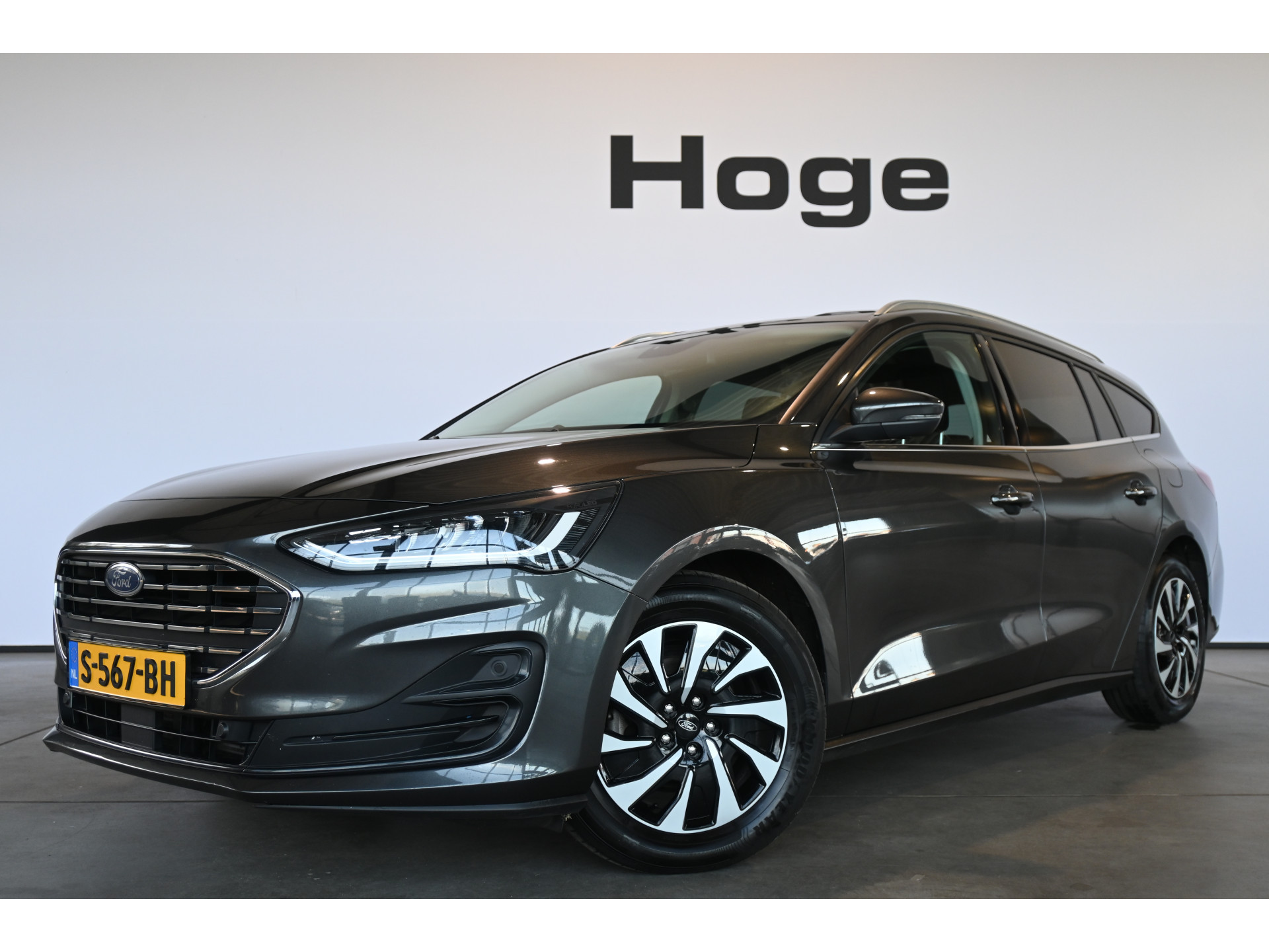 Ford Focus Wagon 1.0 EcoBoost Hybrid Titanium X Nap! Cruise Clima Full LED Trekhaak CarPlay Navigatie Inruil Mogelijk!