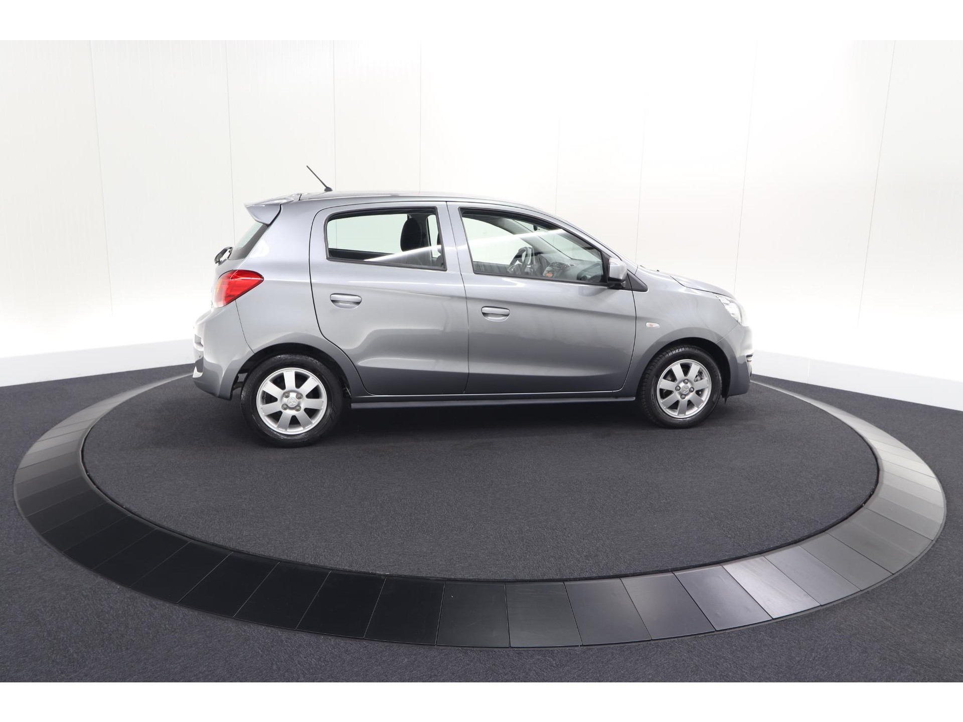 Mitsubishi Space Star 1.0 Cool+ | AUTOMAAT | Parkeersensoren | Airco | 5 deurs