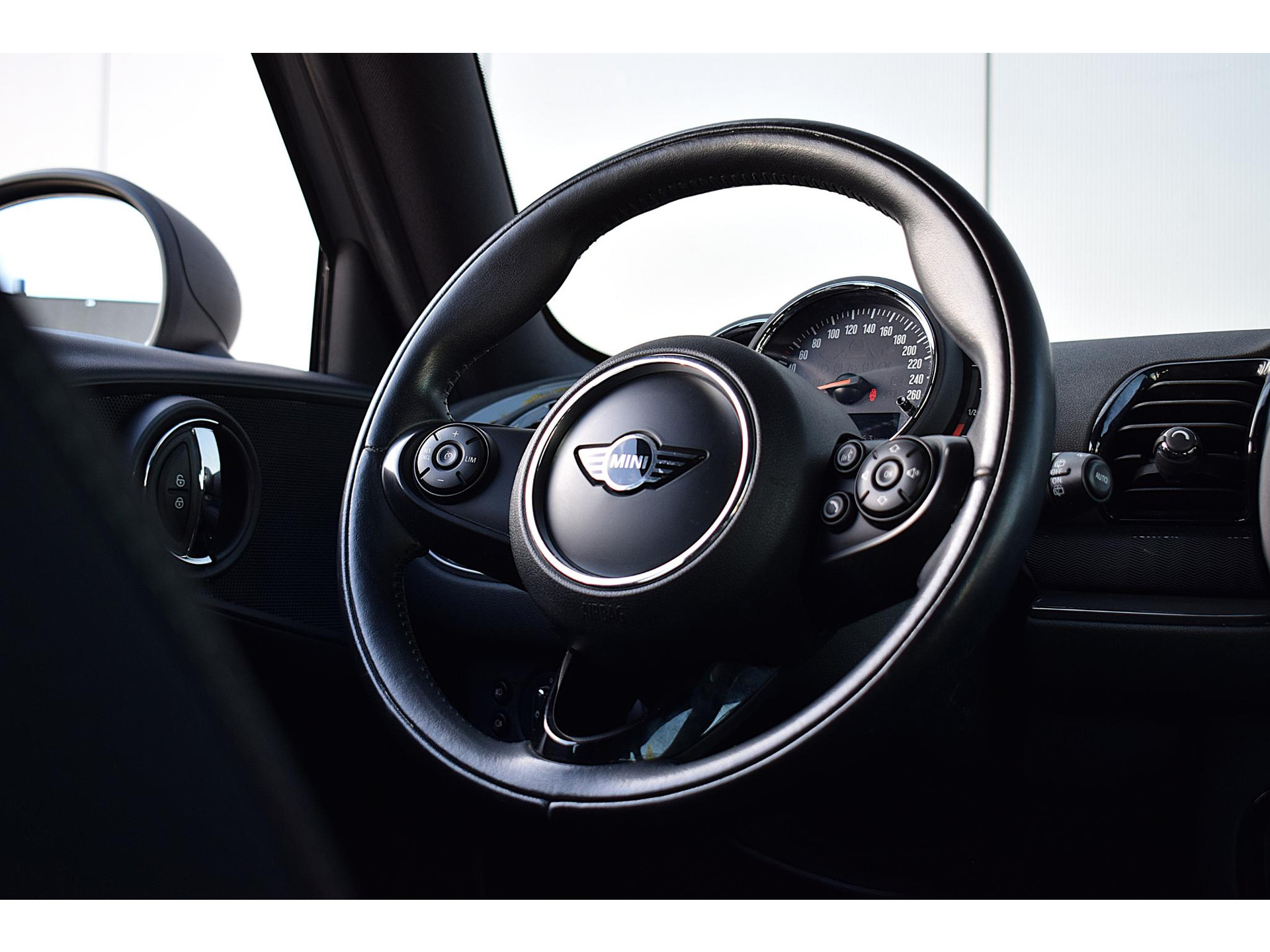 MINI Clubman 1.5 One Salt Business | Apple CarPlay | Stoelverw. | Cruise | Climate
