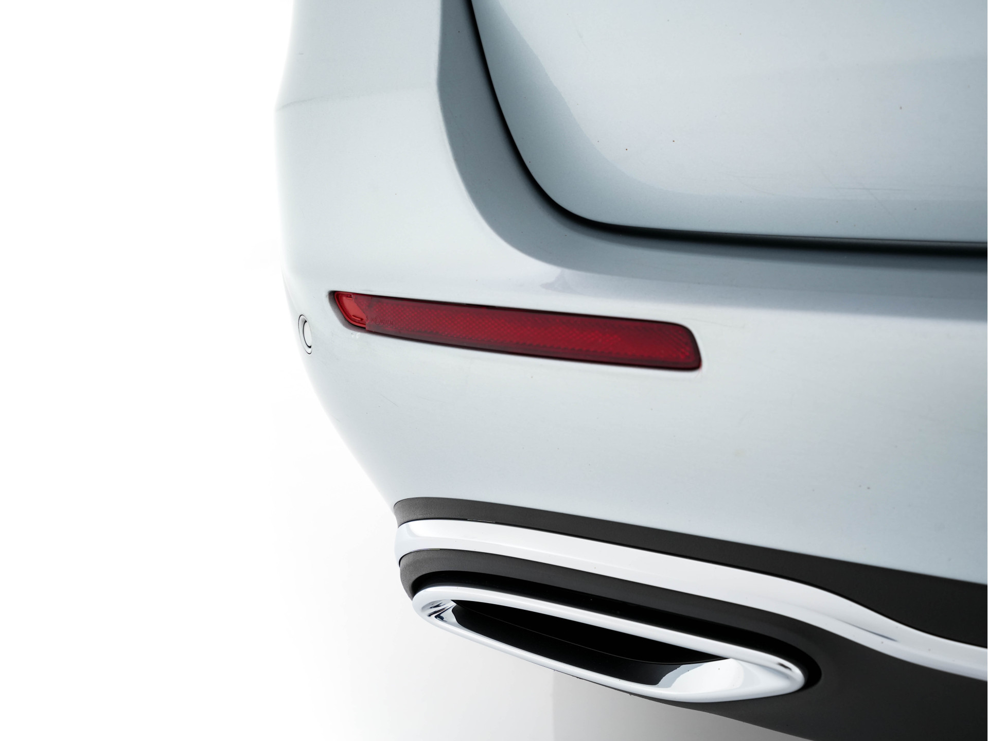 Mercedes-Benz E-klasse Estate 300 de Luxury Line ( Plug-in ) (INCL-BTW) Aut. *LUXURY-LEATHER | FULL-LED | WIDE-SCREEN-DIGICOCKPIT | BLIND-SPOT | AMBIENT-LIGHT | HEATED-SPORTSEATS | CAMERA | DAB+ | NAVI-FULLMAP | PDC | ADAPTIVE-CRUISE | ECC | 18''ALU*