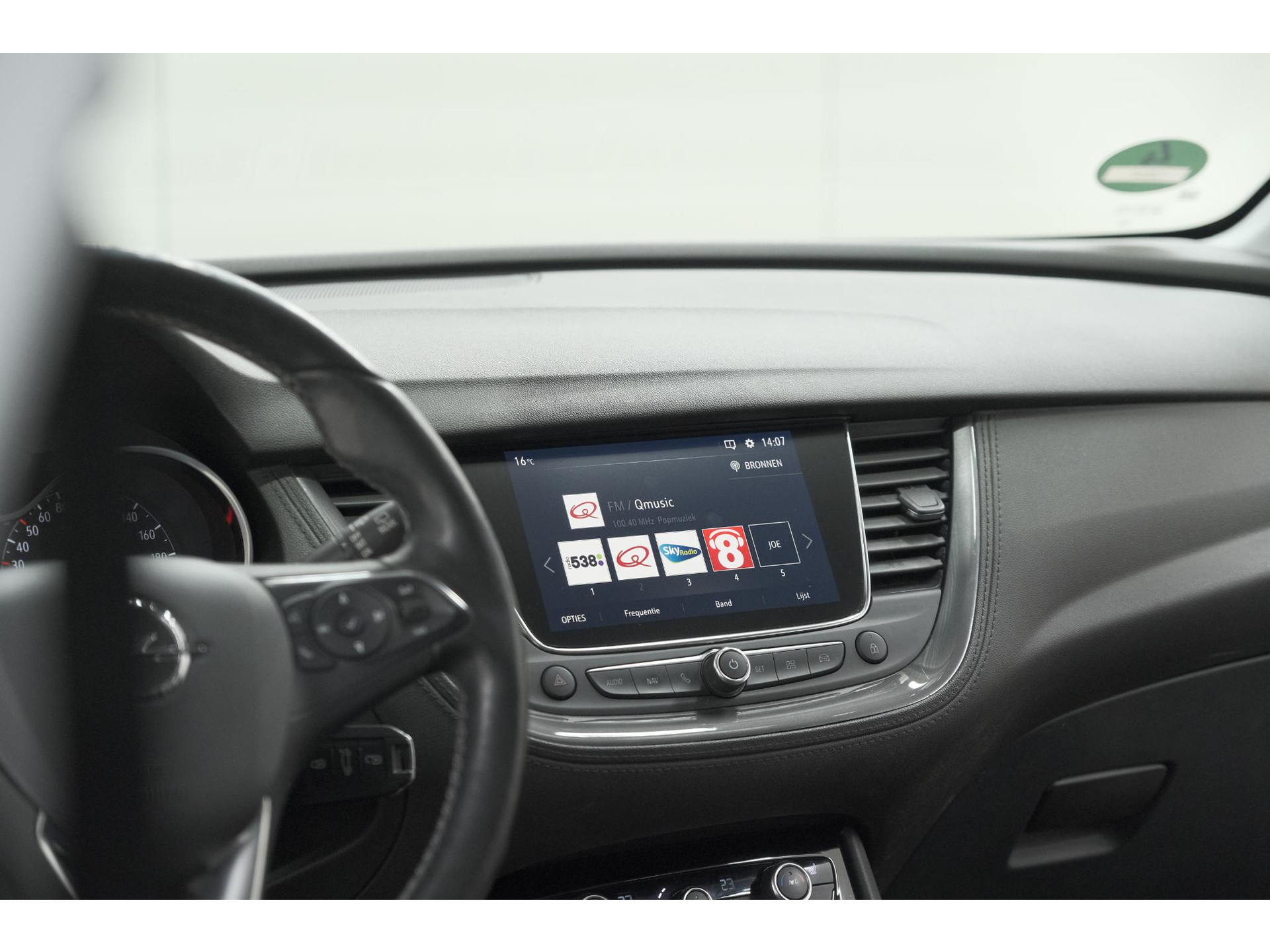 Opel Grandland X Turbo 130 EAT8 Innovation | Trekhaak | Dodehoekdetectie | Apple Carplay | Pack Winter