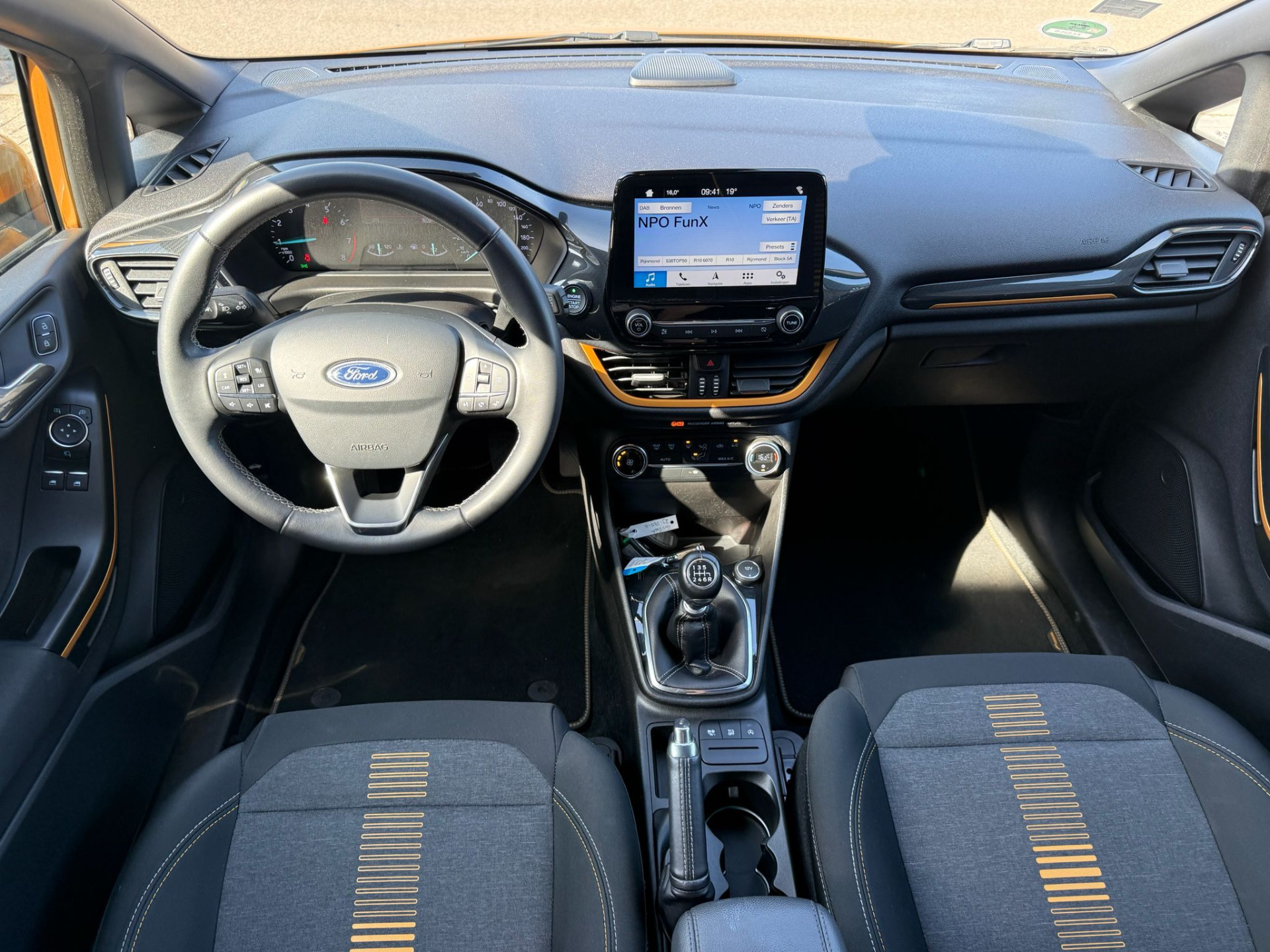 Ford Fiesta 1.0 EcoBoost Active First Edition | 2E EIGENAAR | 3/6/12MND GARANTIE | AIRCO | CRUISE | DAB | CARPLAY | TREKHAAK | NAVI |