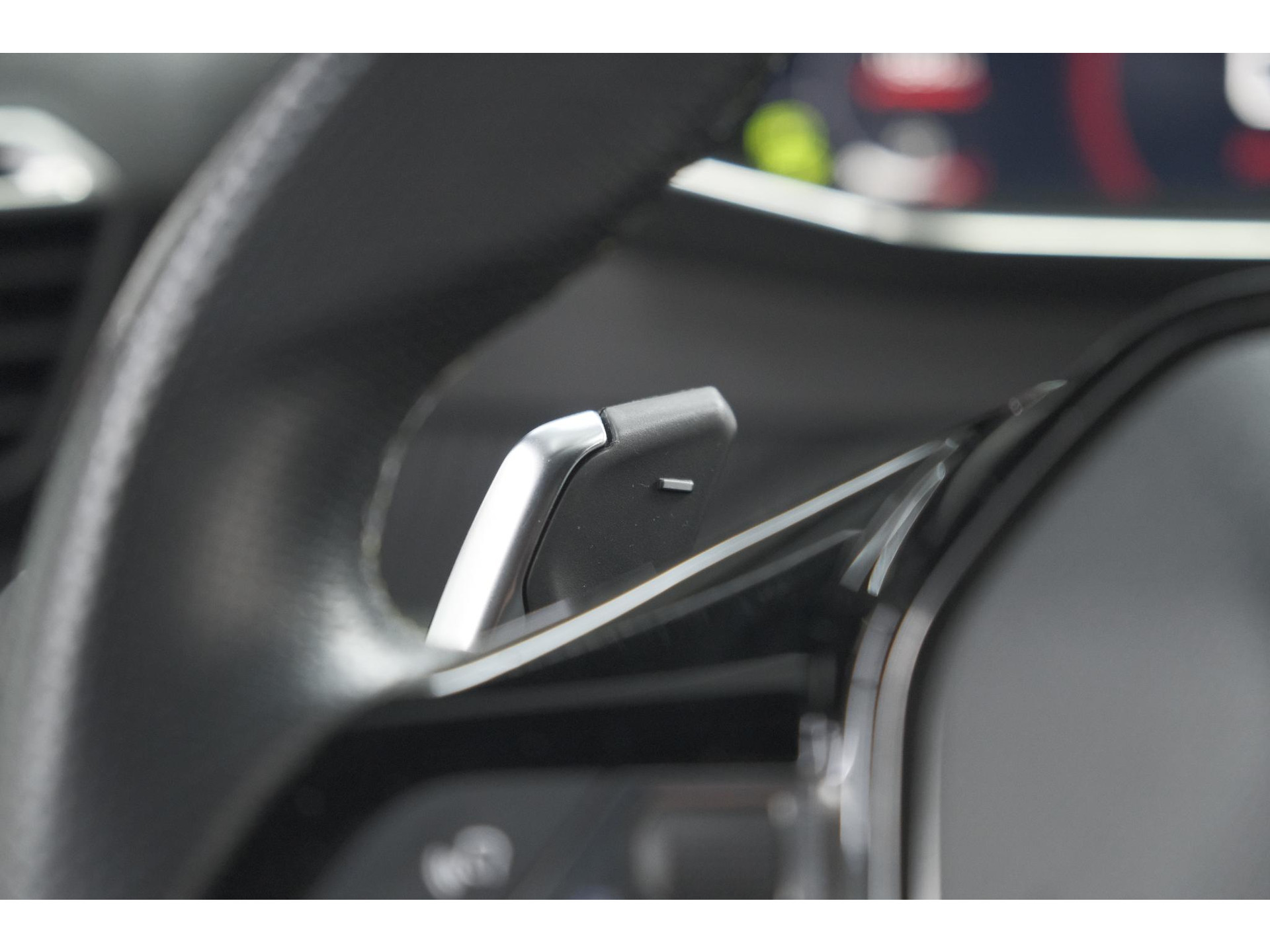 Peugeot 208 PureTech 130 EAT8 GT | Panoramadak | Camera | Apple Carplay | Stoelverwarming