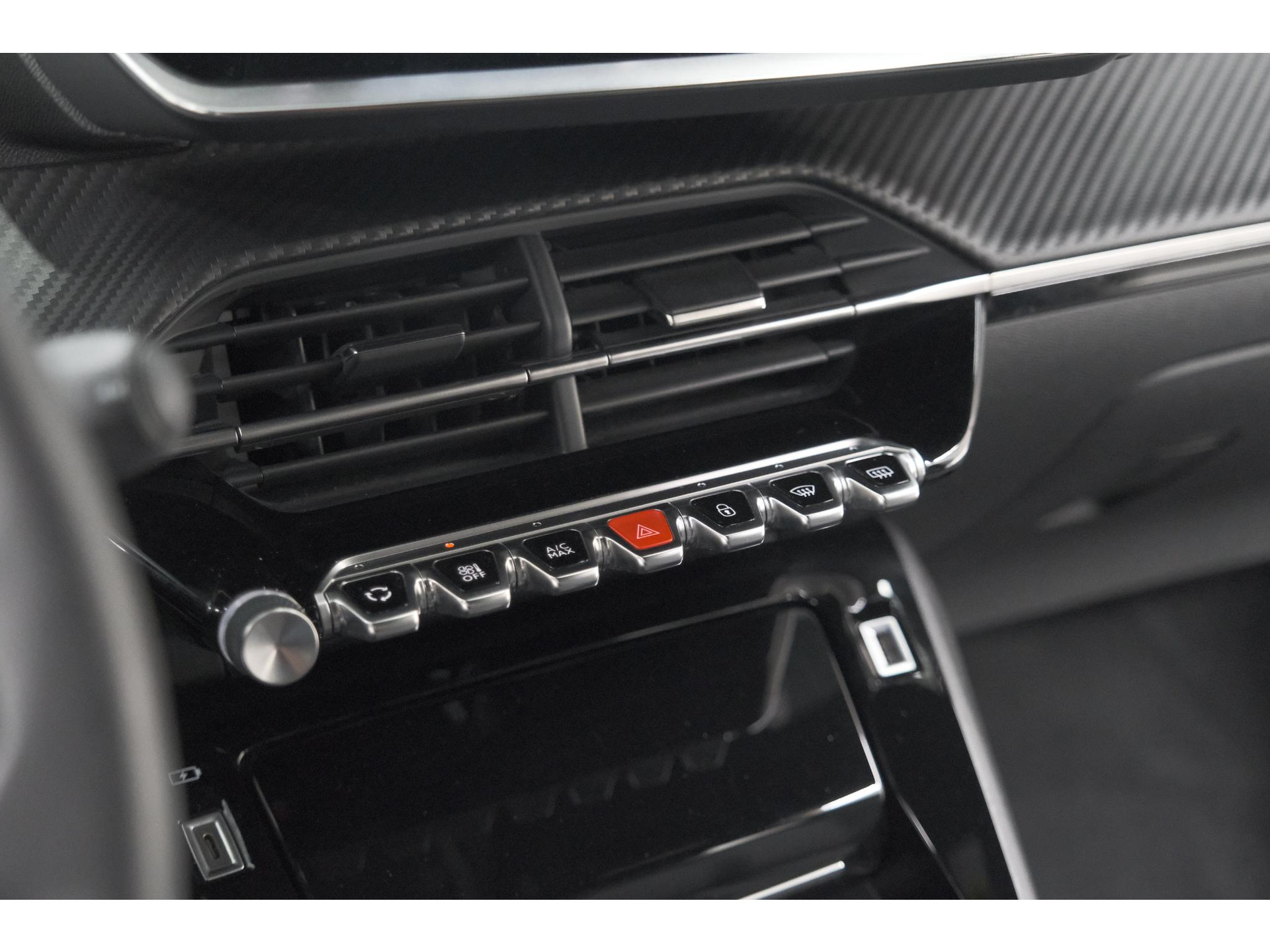 Peugeot 2008 PureTech Allure Pack | Navigatie | Parkeersensoren | Apple Carplay