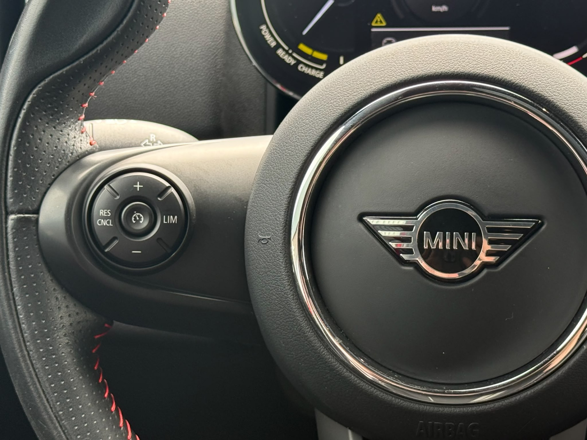 MINI Countryman 1.5 Cooper S E ALL4 | 2E EIGENAAR | 3/6/12MND GARANTIE | PANO | LED | AUTOMAAT | CARPLAY | DAB | NAVI | SFEER | CRUISE