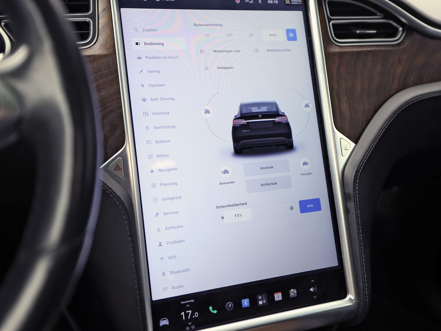 Tesla Model X 100D 7 Persoons 417Pk (AUTOPILOT, LUCHTVERING, STUUR/STOELVERWARMING, CAMERA, ADAPTIVE CRUISE, KEYLESS ENTRY, NIEUWSTAAT)