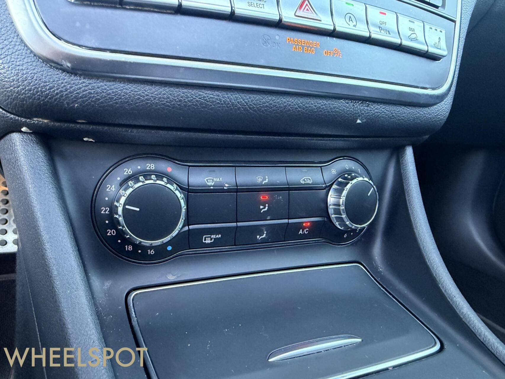 Mercedes GLA-klasse 250 4Matic AMG|Pano|Keyless|19 Inch|Camera