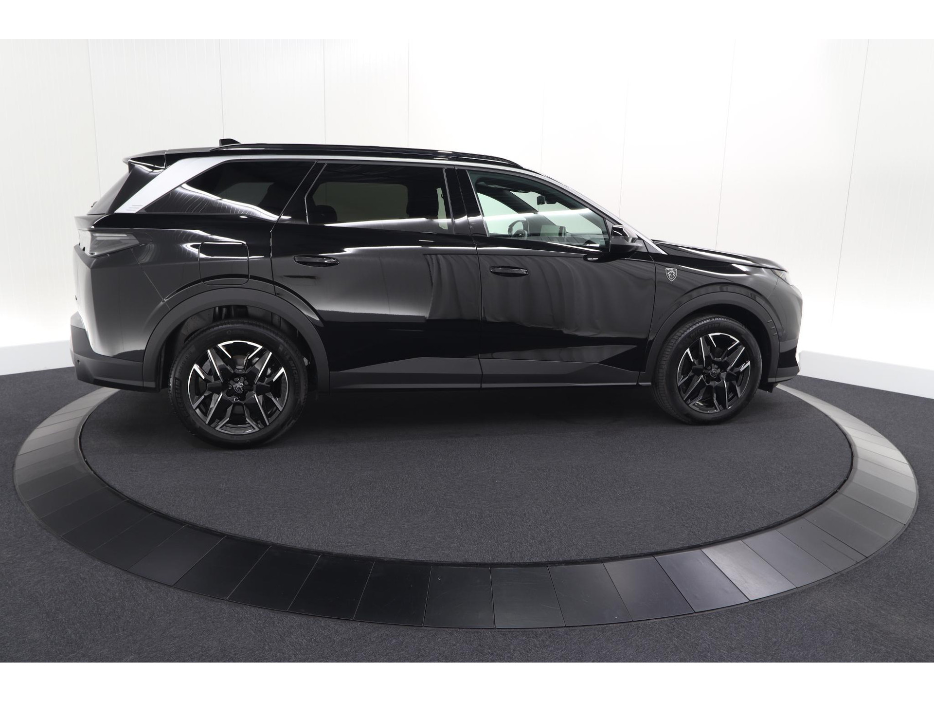 Peugeot 5008 1.2 Hybrid 136 GT 7p | Adaptieve Cruise Control | Camera | Elektrische Kofferklep | Stoelverwarming