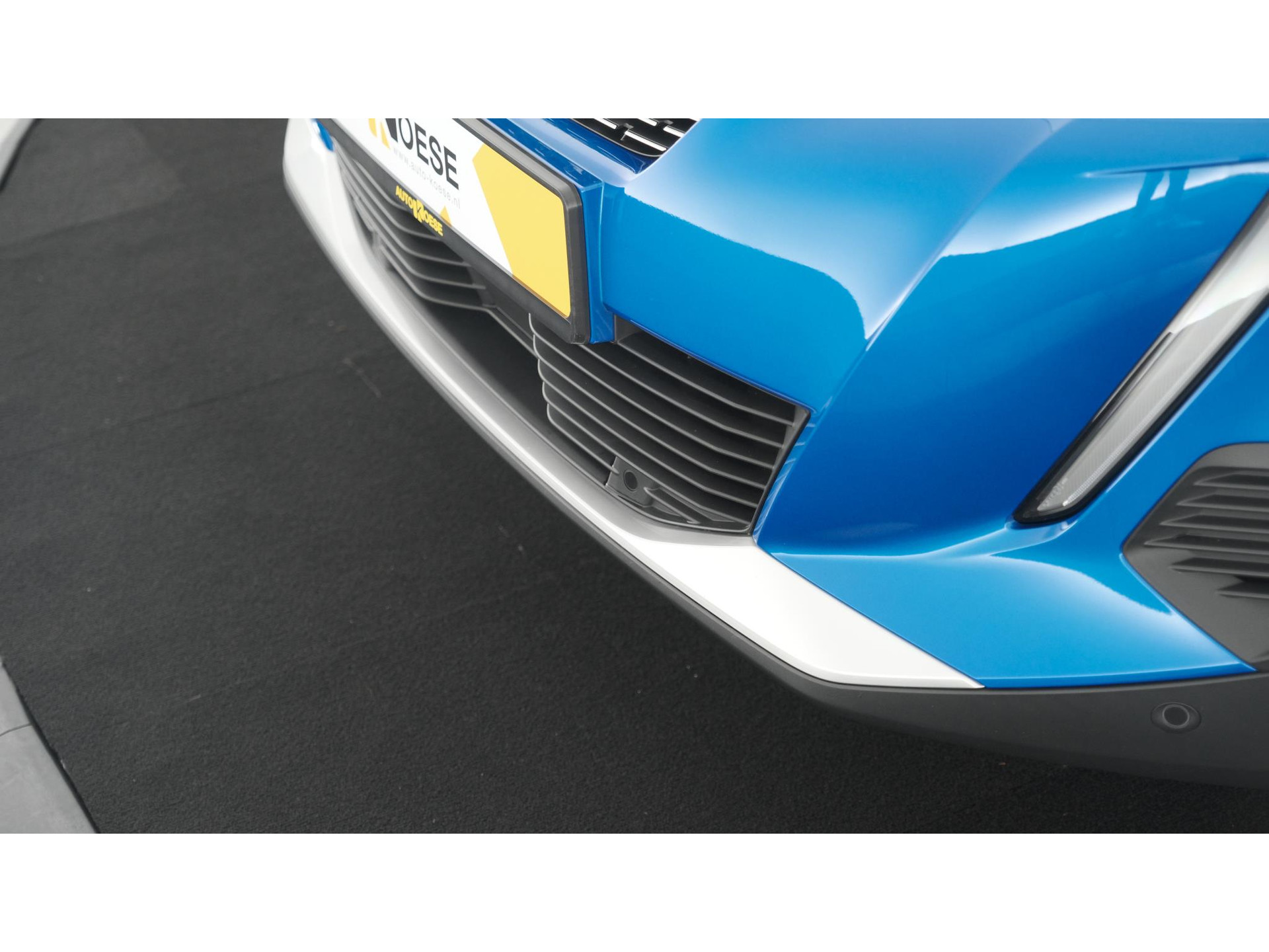 Peugeot 2008 PureTech 130 Allure | Trekhaak | Camera | Apple Carplay | Stoelverwarming | Parkeersensoren