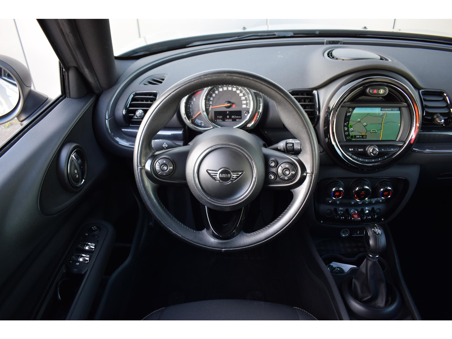 MINI Clubman 1.5 One Salt Business | Apple CarPlay | Stoelverw. | Cruise | Climate