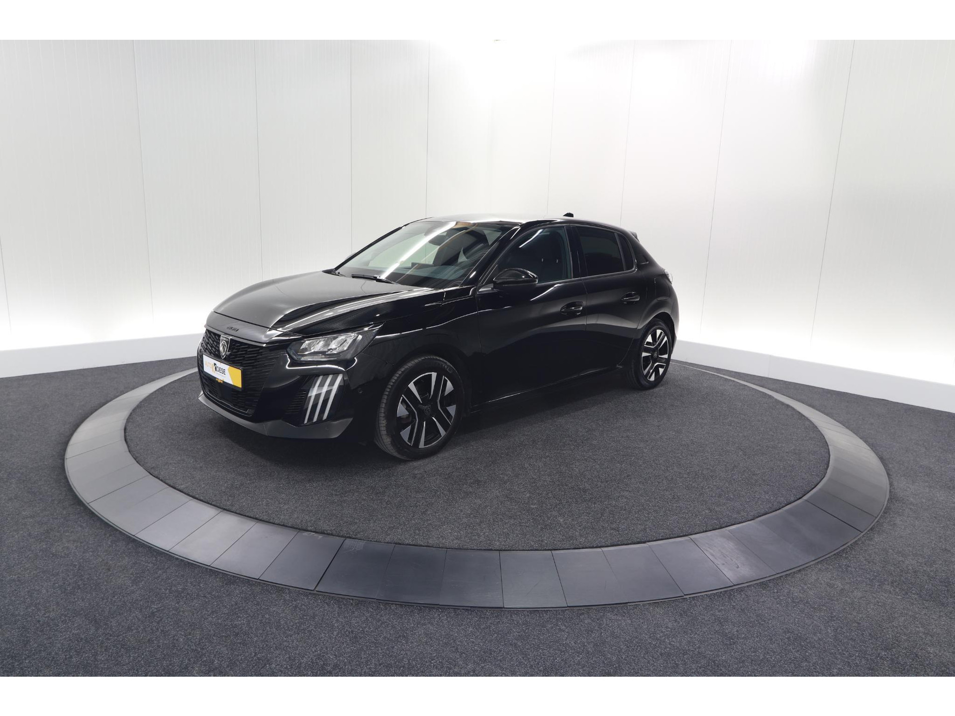 Peugeot 208 PureTech 100 Allure | 360 Camera | Adaptieve Cruise Control | Dodehoekdetectie
