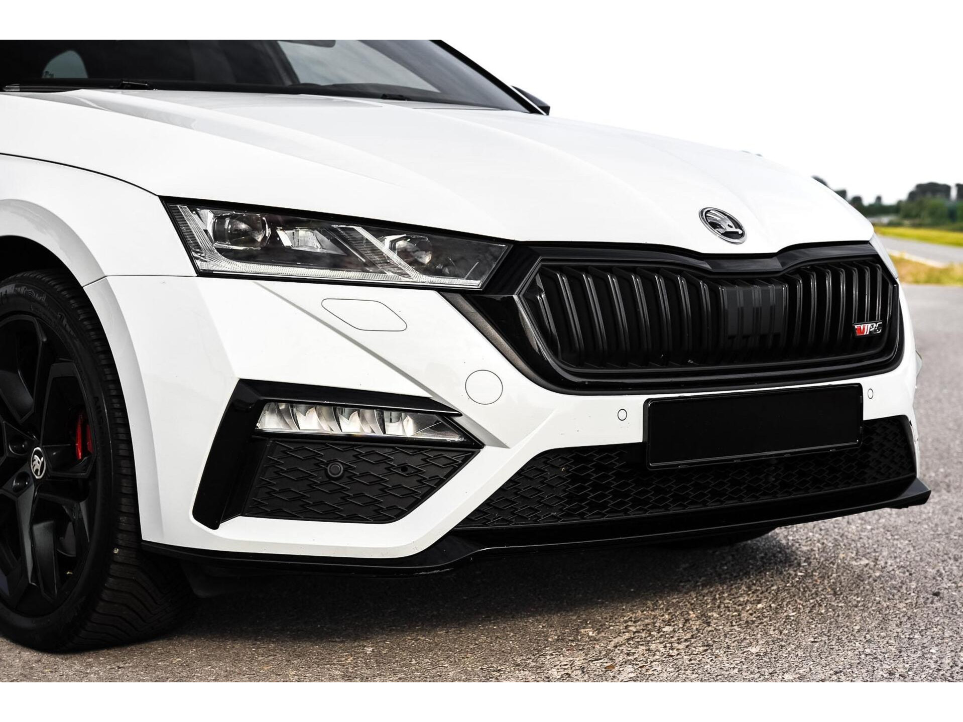 Skoda Octavia Combi RS iV 245PK Pano Matrix HUD