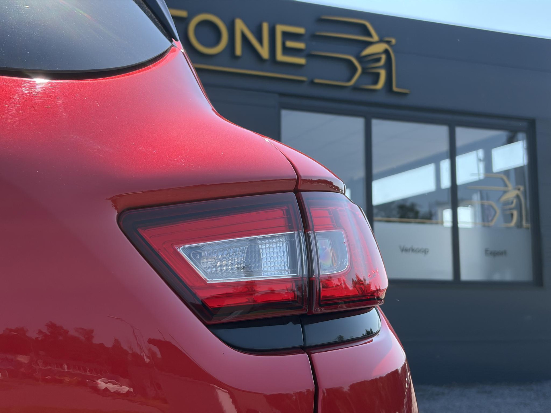 Renault Clio 0.9 TCe Limited Trekhaak,Navi,Keyless,Airco,Cruise,Pdc,Lm velgen,N.A.P,Apk tot 11-2026