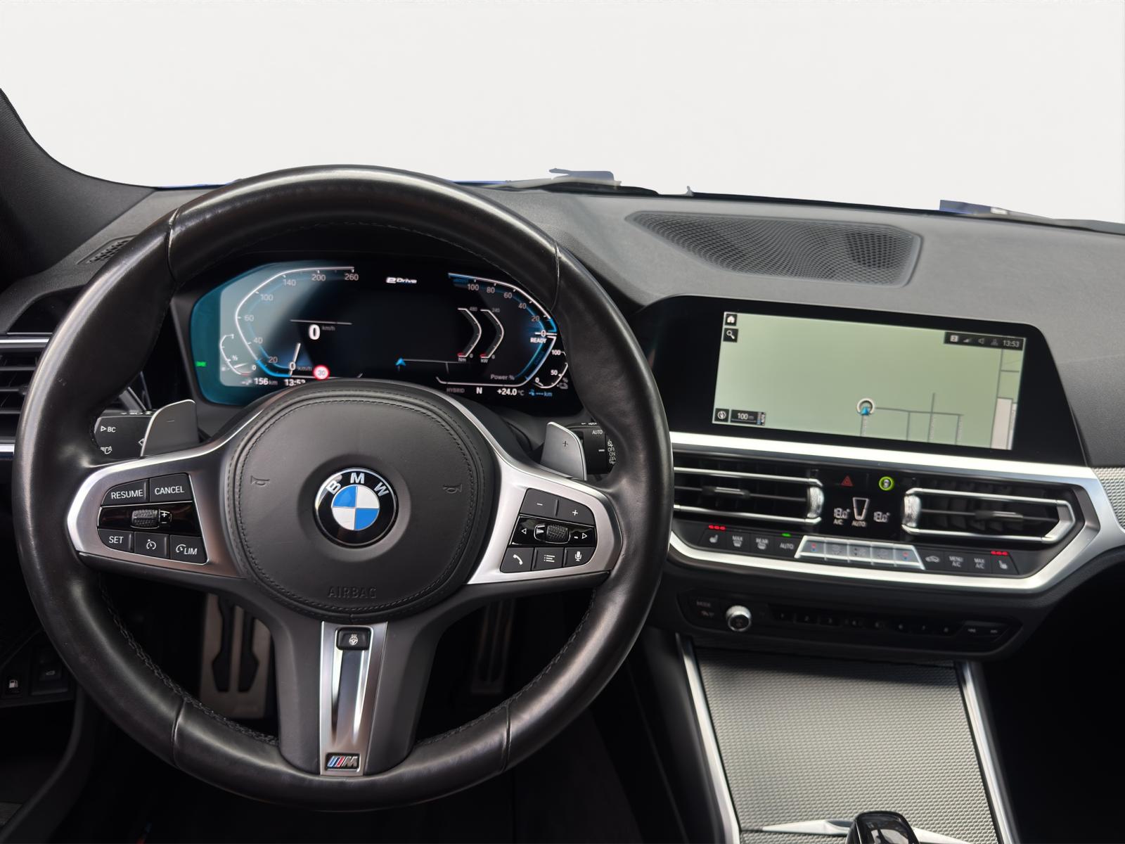 BMW 3-serie Touring 330E 292PK XDrive M-Sport Shadow Head-UP Laser