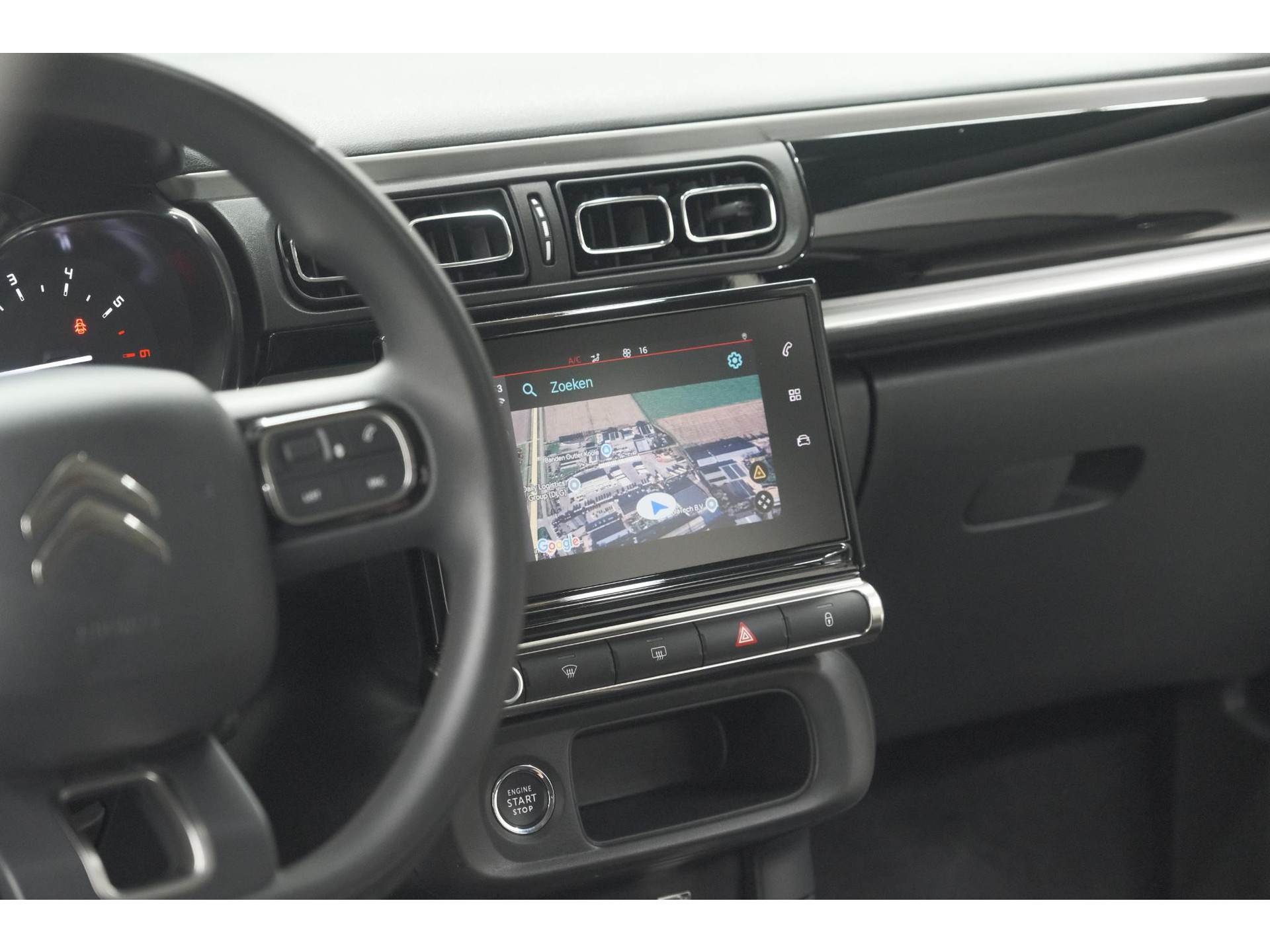 Citroen C3 PureTech 110 EAT6 Max | Apple Carplay | Parkeersensoren | Climate Control | 16 Inch Lichtmetalen Velgen