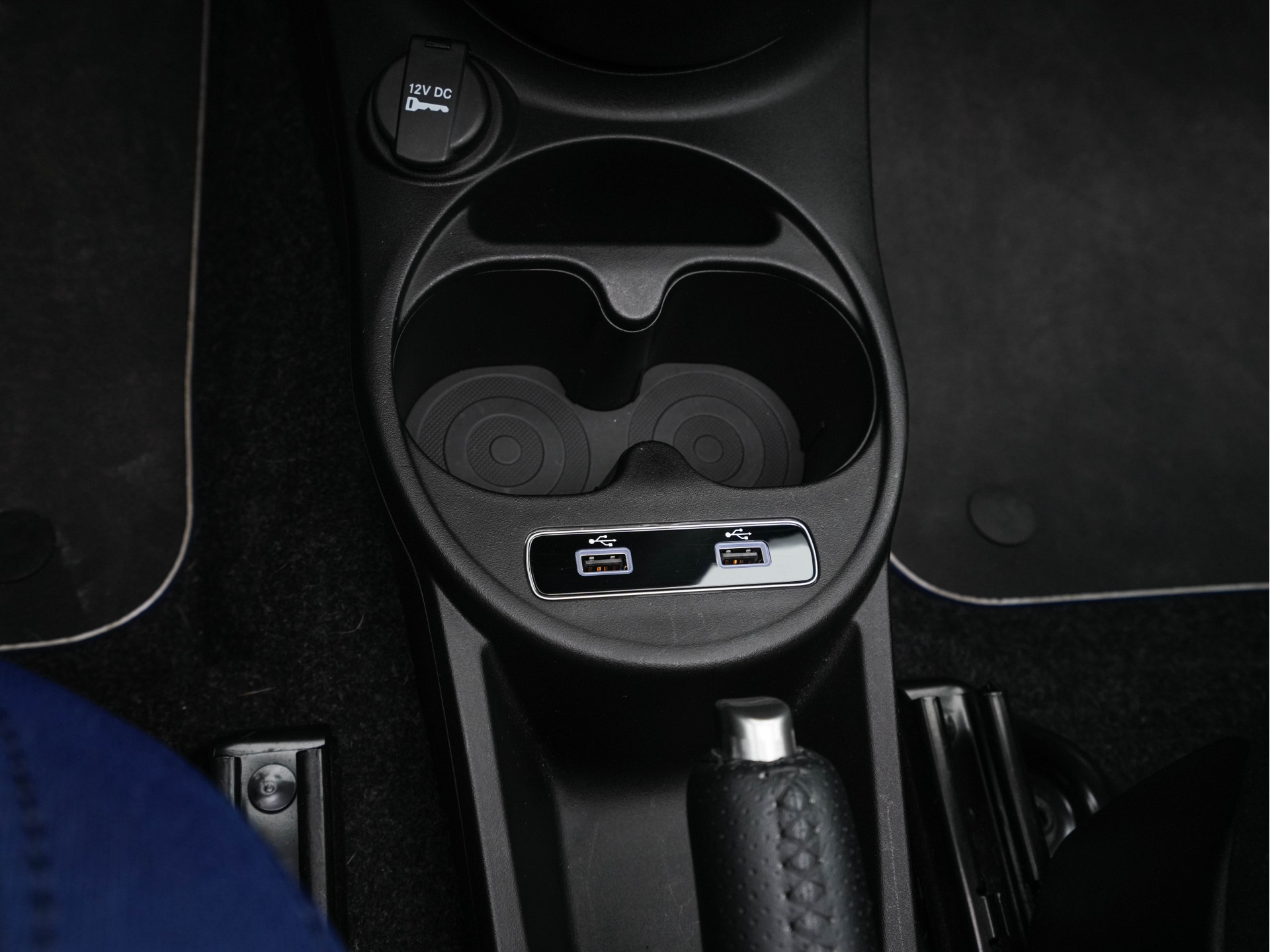 Abarth 500 C 1.4 T-Jet 595 Yamaha Factory Racing Edition Monster [ 1 of 2000 ] (INCL-BTW ) *! POCKET-ROCKET ! | NAVI-FULLMAP | XENON | CARPLAY | SPORT-EXHAUST | DAB | SPORT-SEATS | 17"ALU*