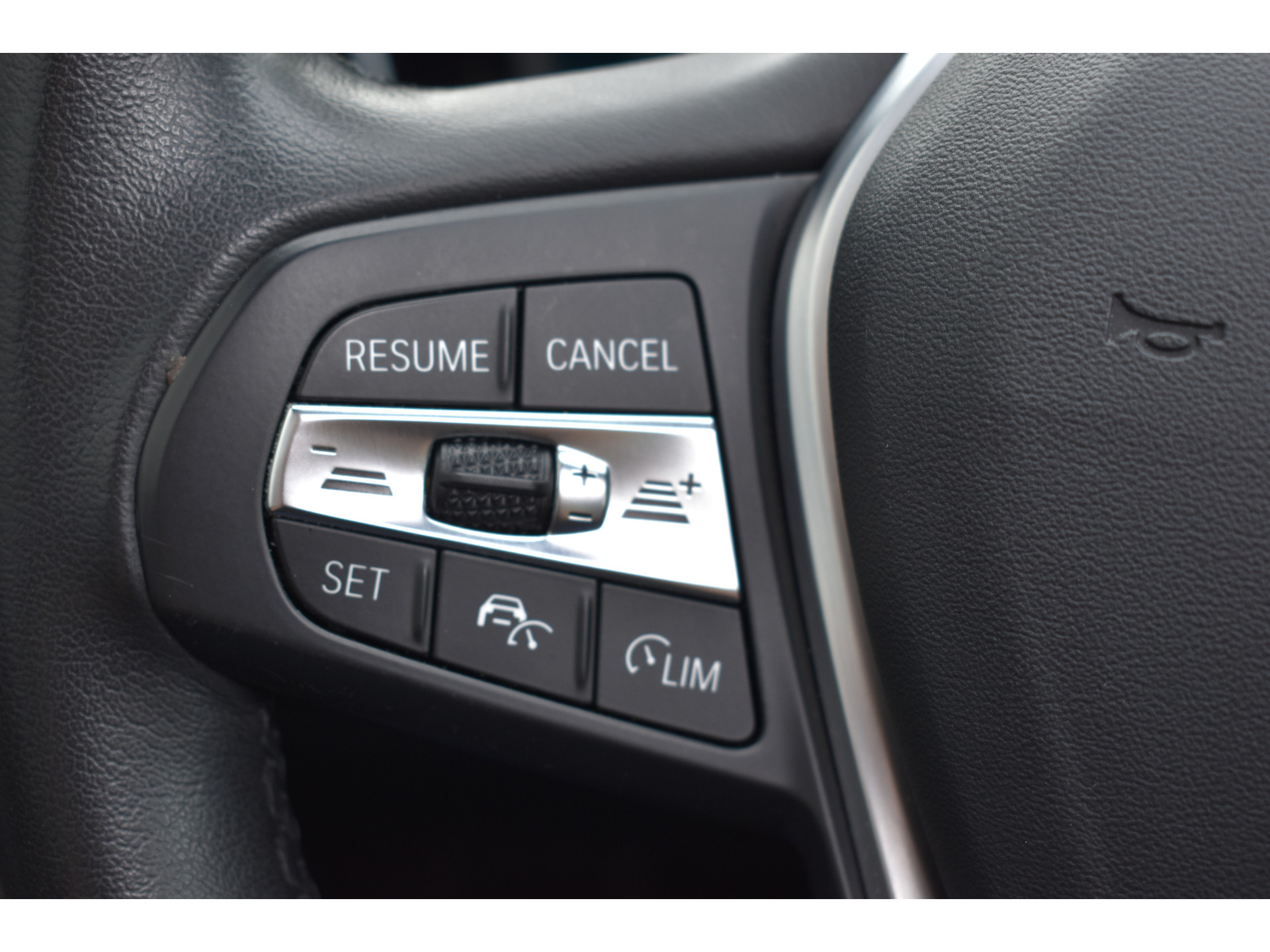 BMW 3-serie Touring 330e Business Edition Plus Plugin-hybride Pano Leder