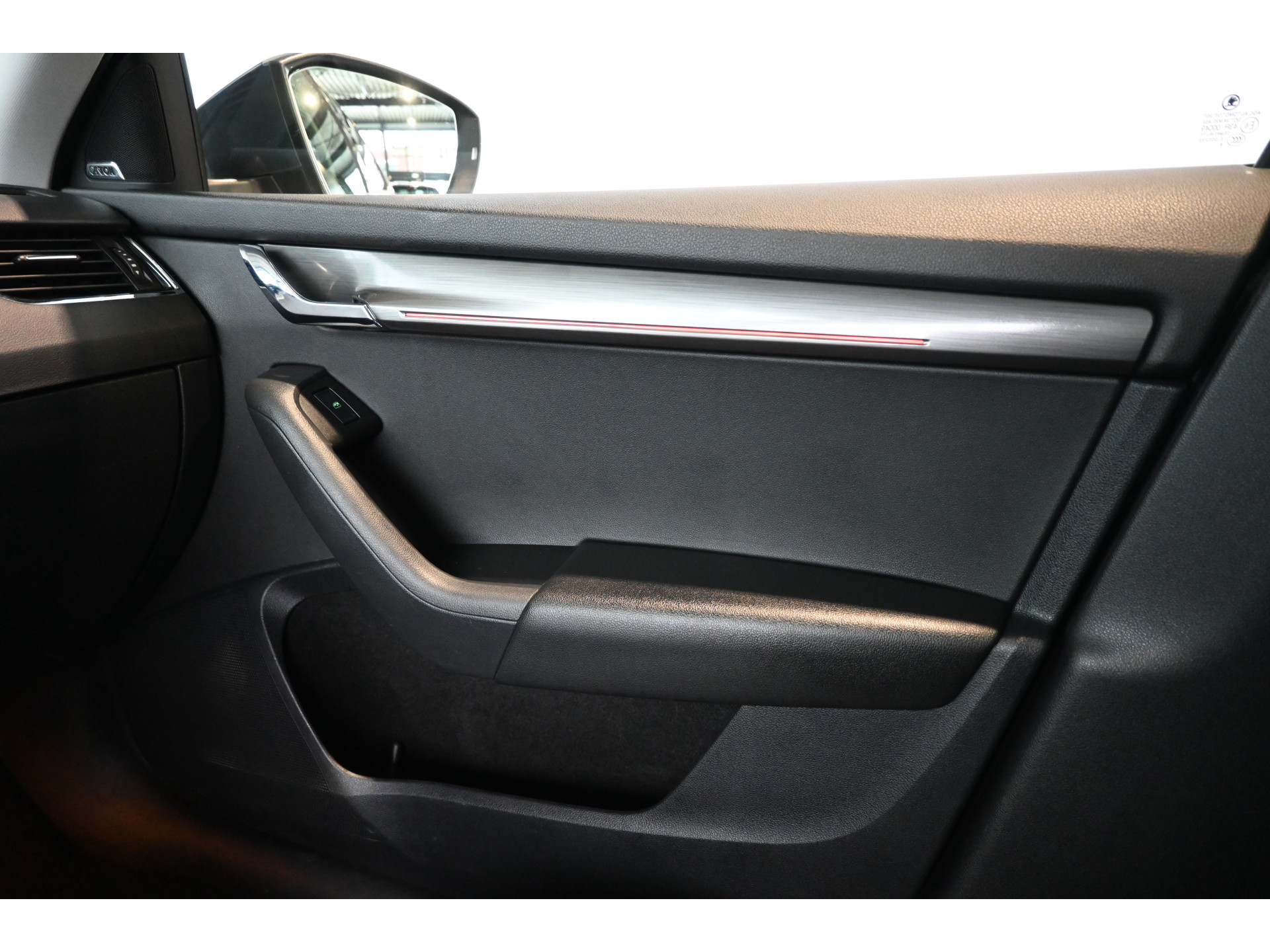 ŠKODA Octavia 1.0 TSI Greentech Style Business Automaat Navigatie Carplay Stoelverwarming Inruil Mogelijk!