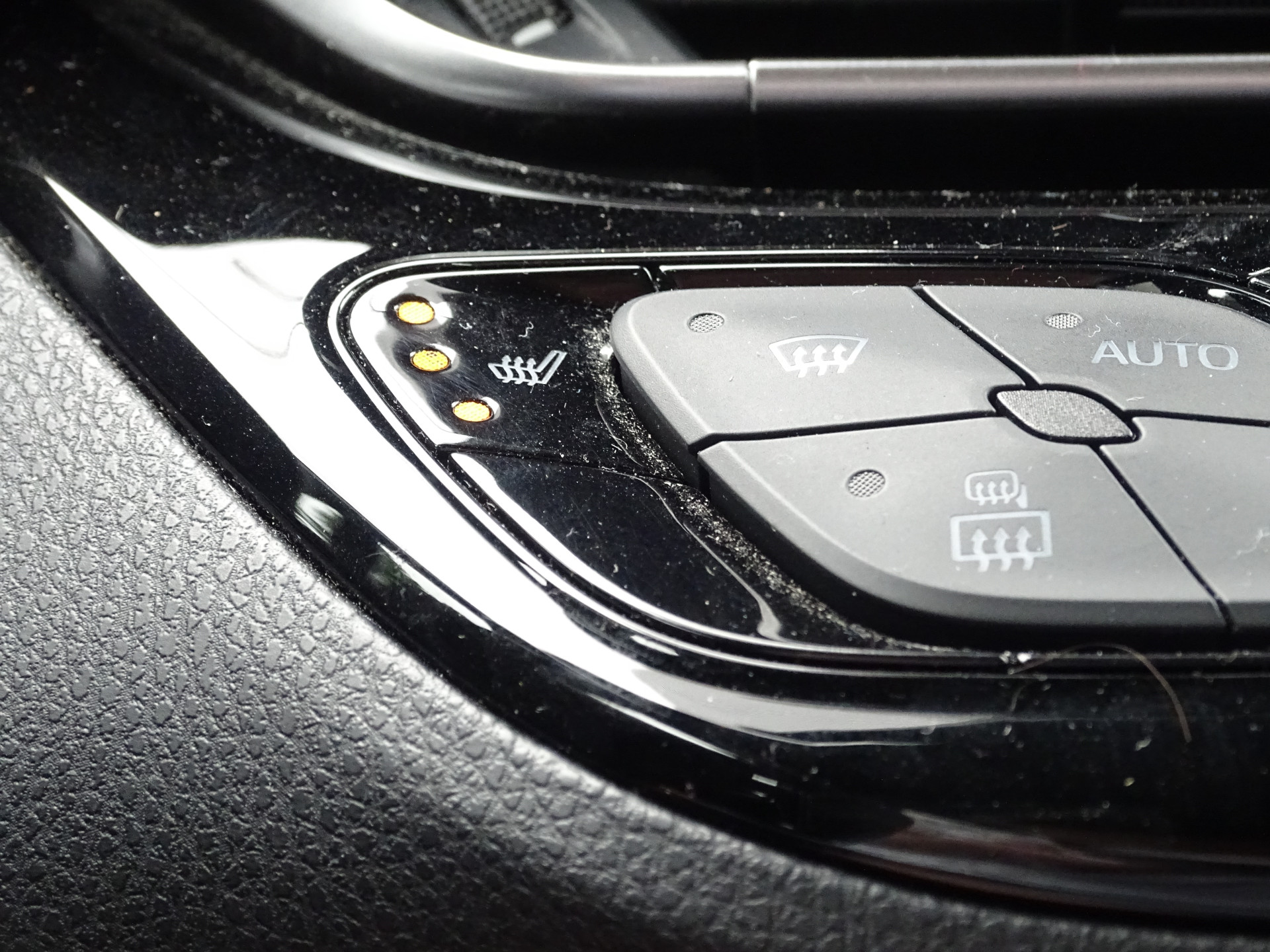 Toyota C-HR 1.8 Hybrid Energy