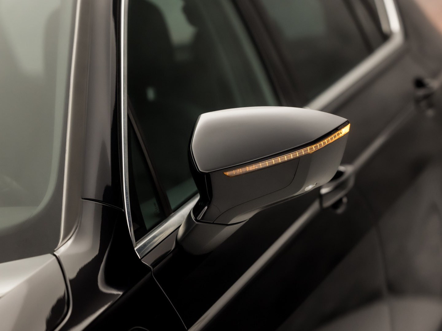 SEAT Tarraco 1.4 TSI e-Hybrid PHEV Xcellence Sport 245Pk Automaat (APPLE CARPLAY, GROOT NAVI, MEMORY SEAT, LEDER, CAMERA, SPORTSTOELEN, STOELVERWARMING, ELEK ACHTERKLEP, GETINT GLAS, NIEUWSTAAT)
