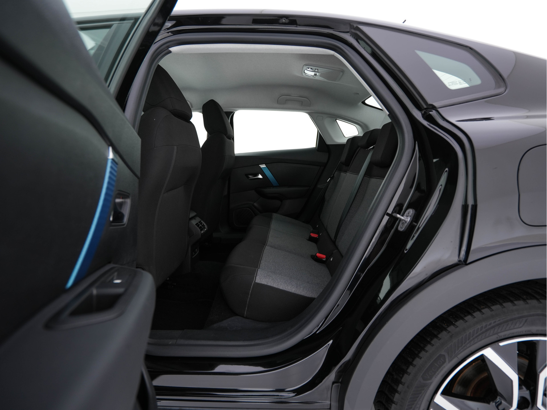 Citroën Ë-C4 X Feel 50 kWh (SOH-100%) AUT.* HEAT-PUMP | CARPLAY | DIGI-COCKPIT | CRUISE | COMFORT-SEATS | 18'' ALU*