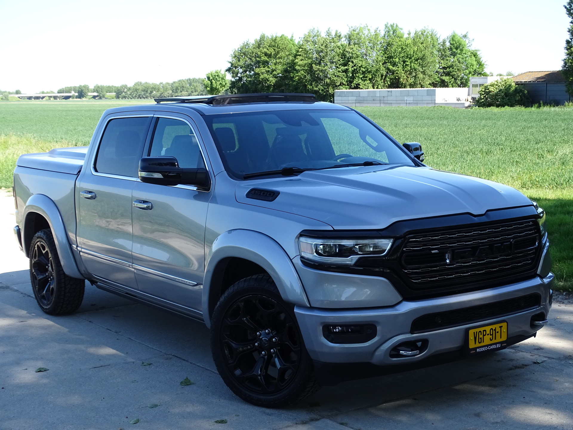 Dodge Ram 1500 5.7 V8 4x4 Crew Cab Limited