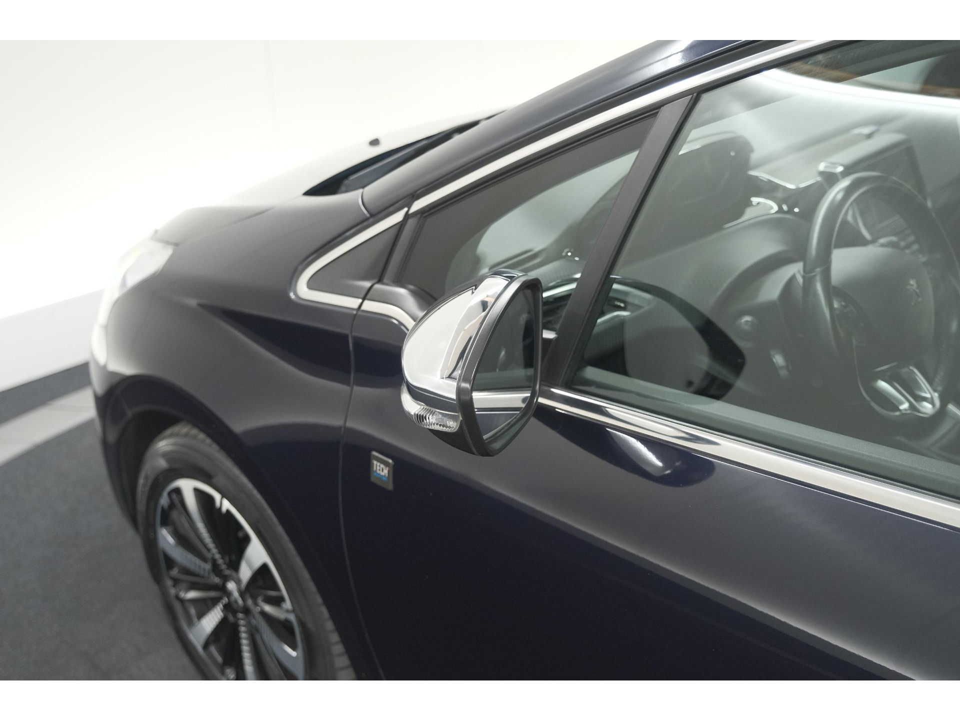 Peugeot 208 PureTech 110 Tech Edition | Camera | Apple Carplay | Parkeersensoren