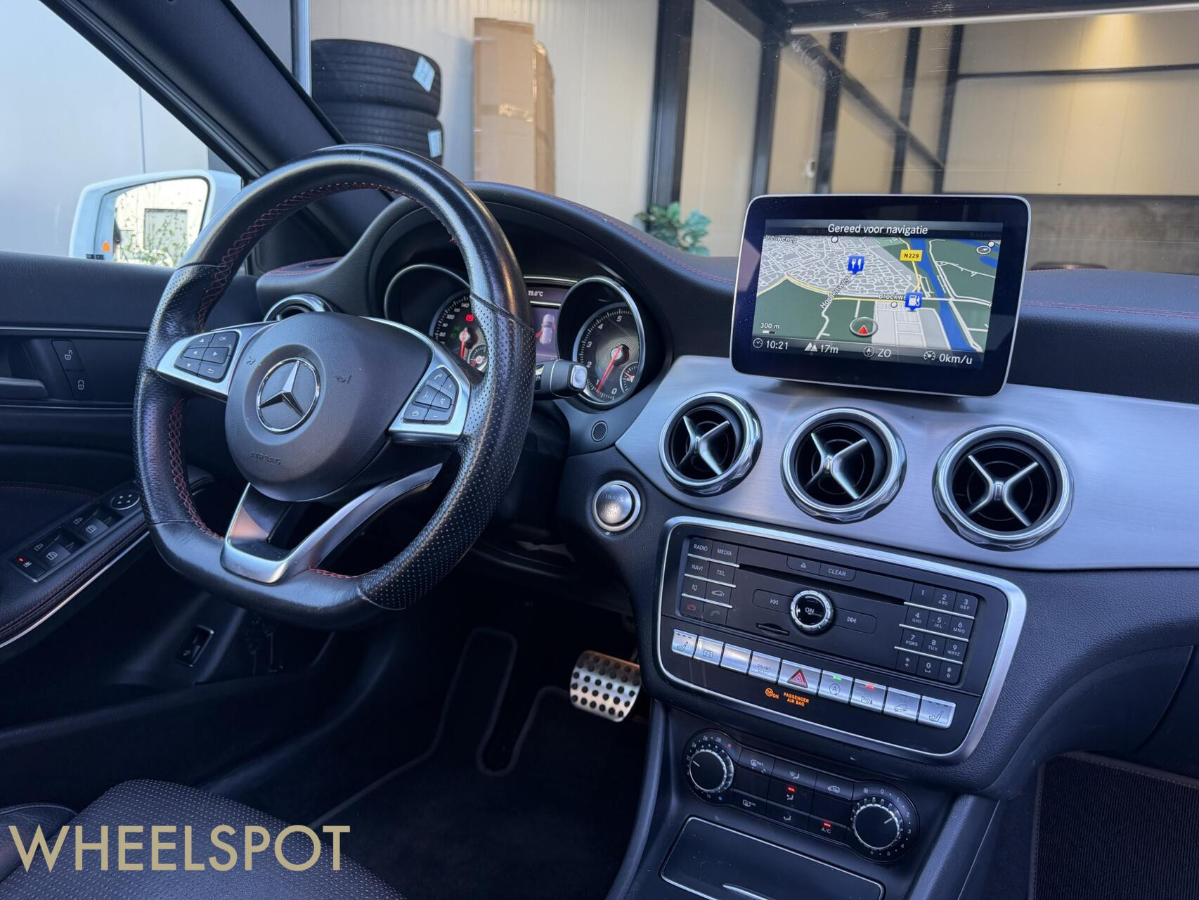 Mercedes GLA-klasse 250 4Matic AMG|Pano|Keyless|19 Inch|Camera