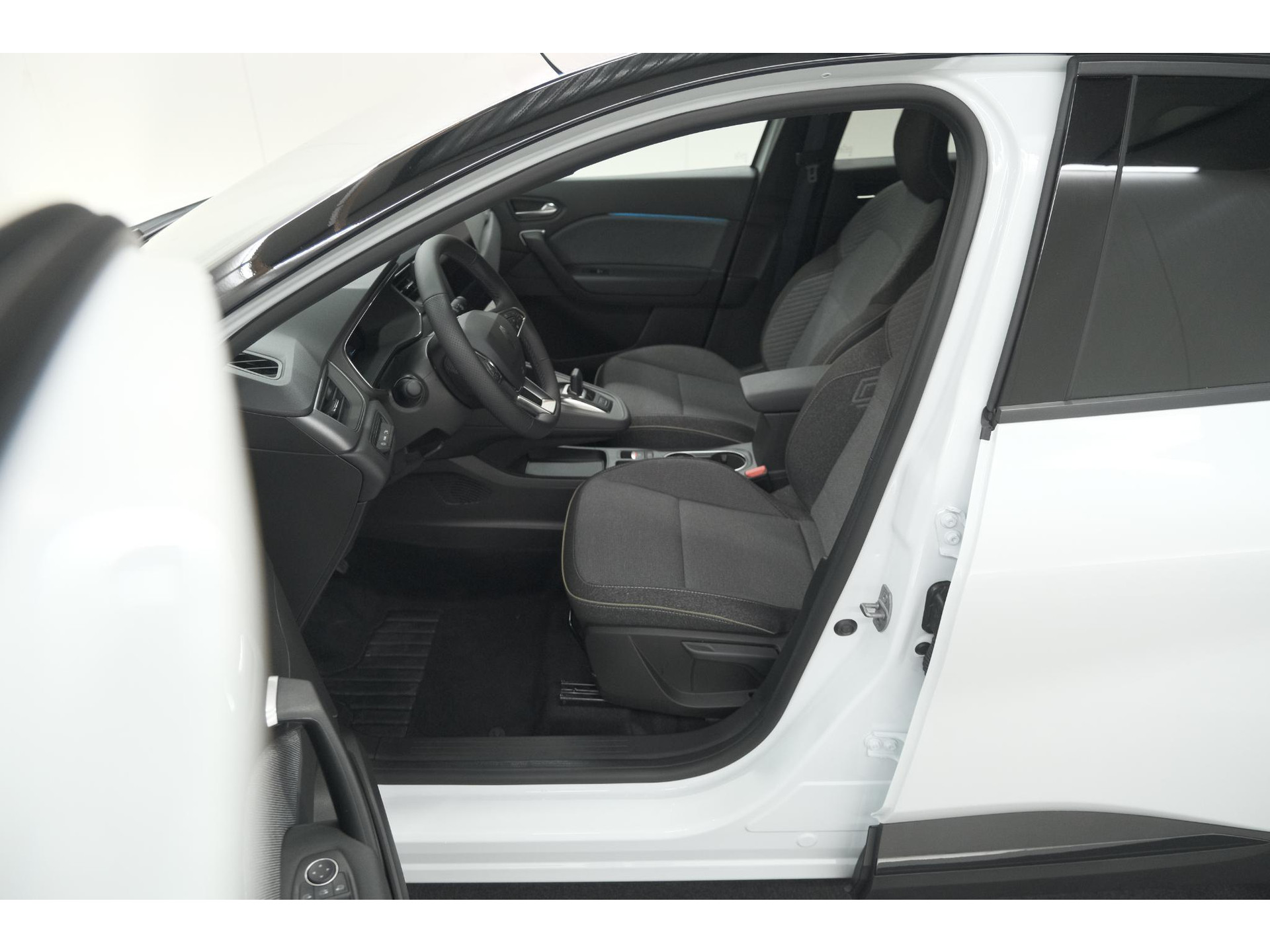 Renault Captur 1.8 E-Tech full hybrid 160 techno | Camera | Adaptieve Cruise Control | Navigatie