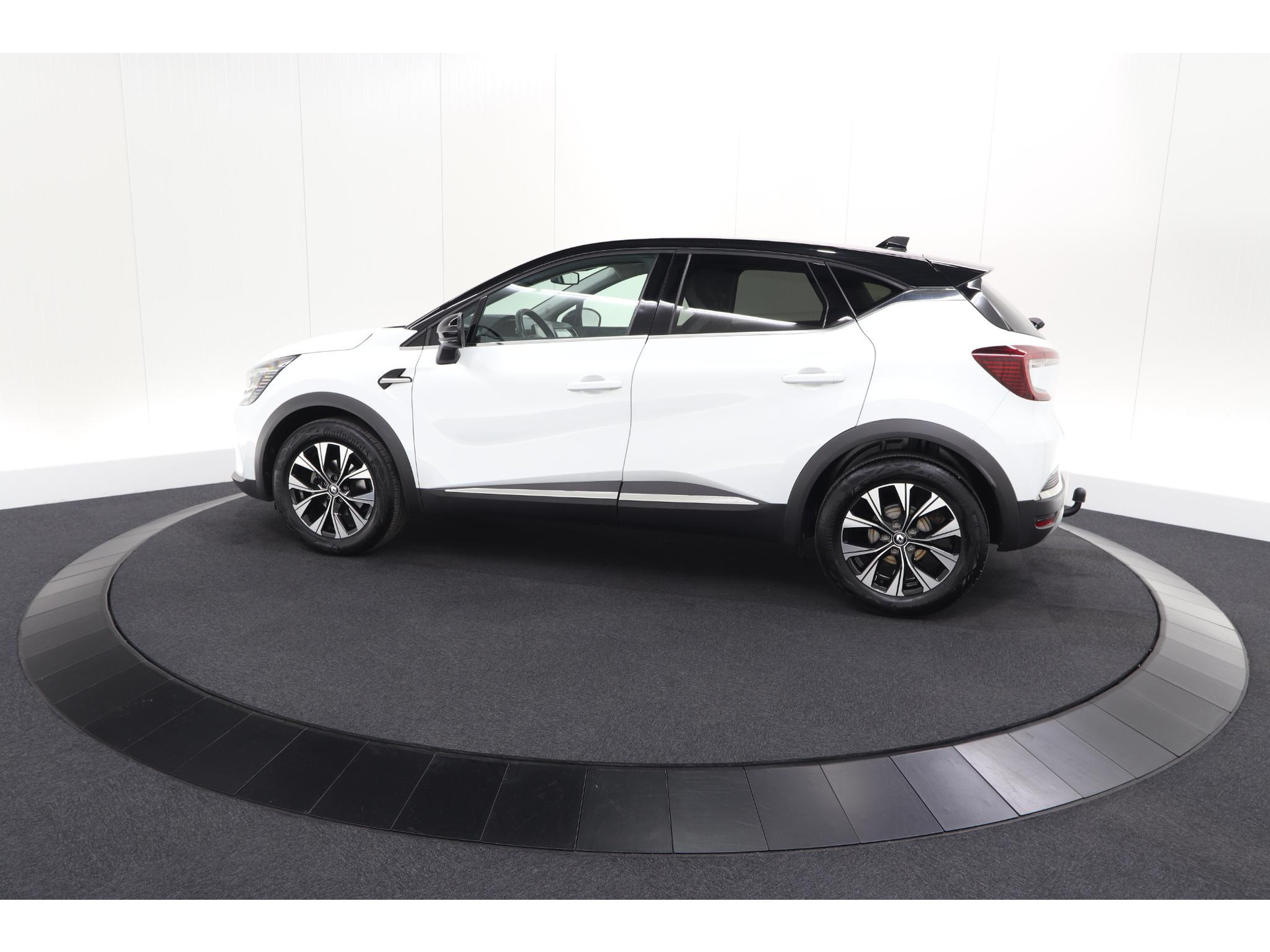 Renault Captur Mild Hybrid 160 techno | Trekhaak | Dodehoekdetectie | Camera | Navigatie