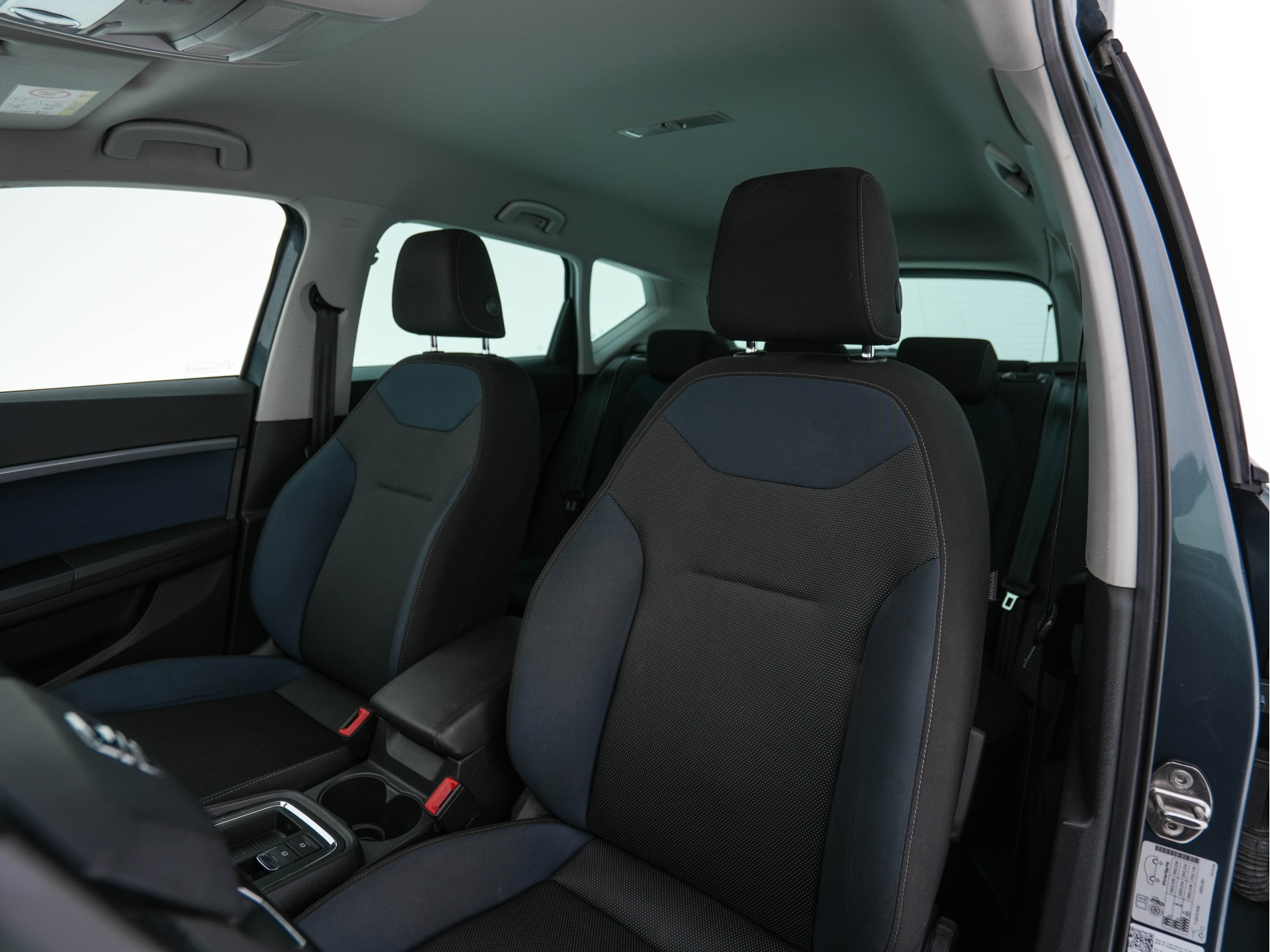 SEAT Ateca 1.0 EcoTSI Style (INCL-BTW) *FULL-LED | NAVI-FULLMAP | CAMERA | DAB+ | COMFORTSEATS |  ECC | PDC | CRUISE | PRIVACY-GLASS | CARPLAY | 17''ALU*