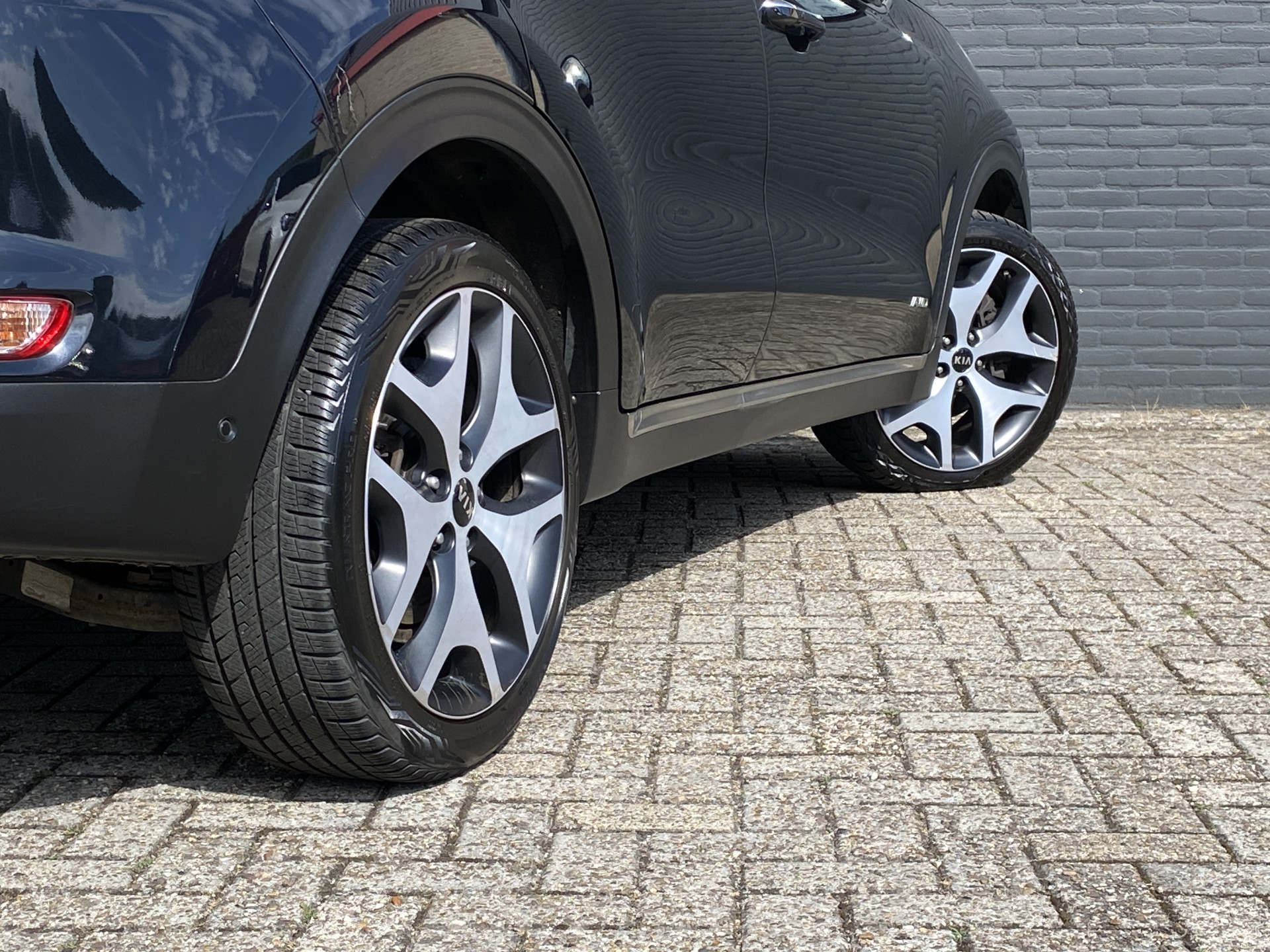 Kia Sportage 1.6 T-GDI 4WD 177 pk GT-Line PlusLine AUT. | dealer onderh. | leder interieur | trekhaak | navigatie | elektr. stoelen