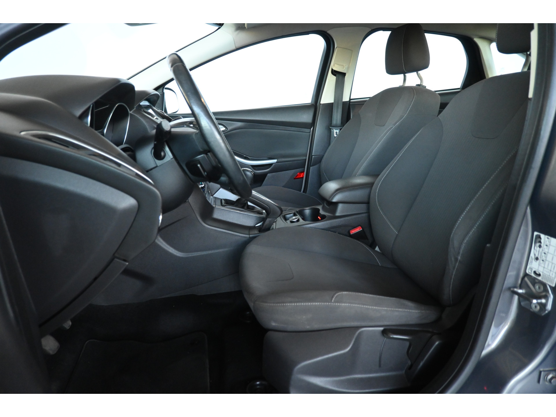 Ford Focus 1.6 EcoBoost Titanium Clima Trekhaak Pdc Cruise control 100% Onderhouden! Inruil Mogelijk!