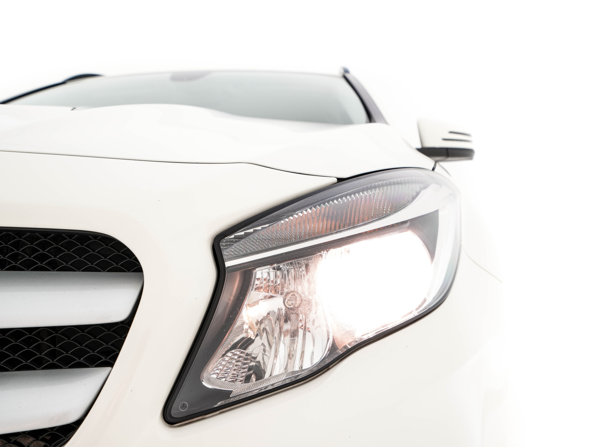 Mercedes-Benz GLA-klasse 200 CDI Ambition NAVI -FULLMAP | AIRCO | PDC | CRUISE | COMFORT-SEATS | 17"ALU*