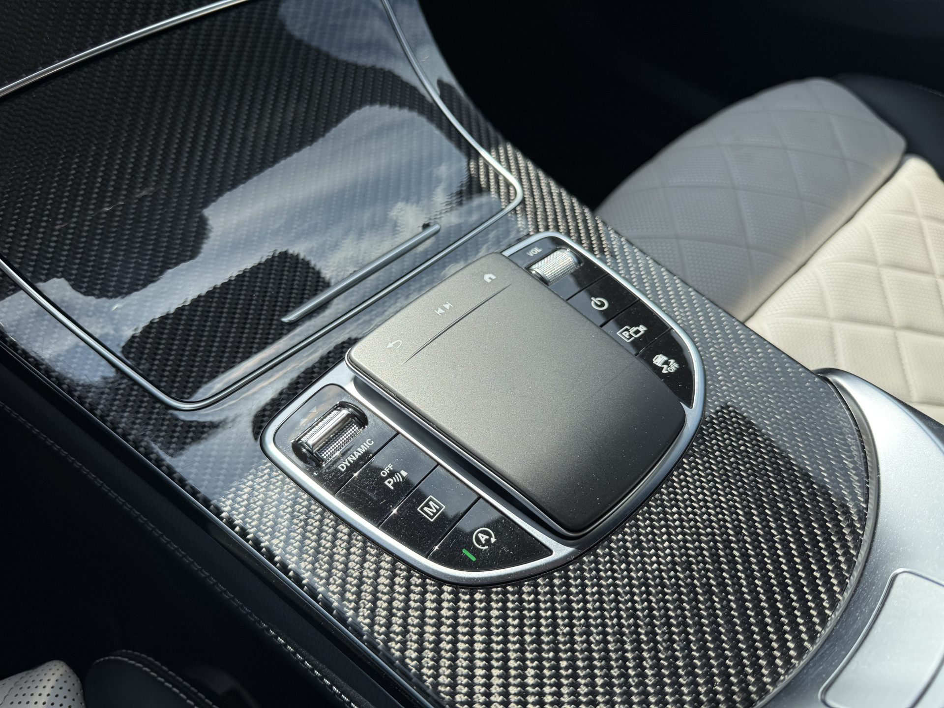 Mercedes-Benz GLC-klasse 200 Premium Plus | 2E EIGENAAR | 3/6/12 MND GARANTIE  | LED | BURMESTER | AMG | PANODAK | NAVI | CARPLAY | PARFUM | LEDER |