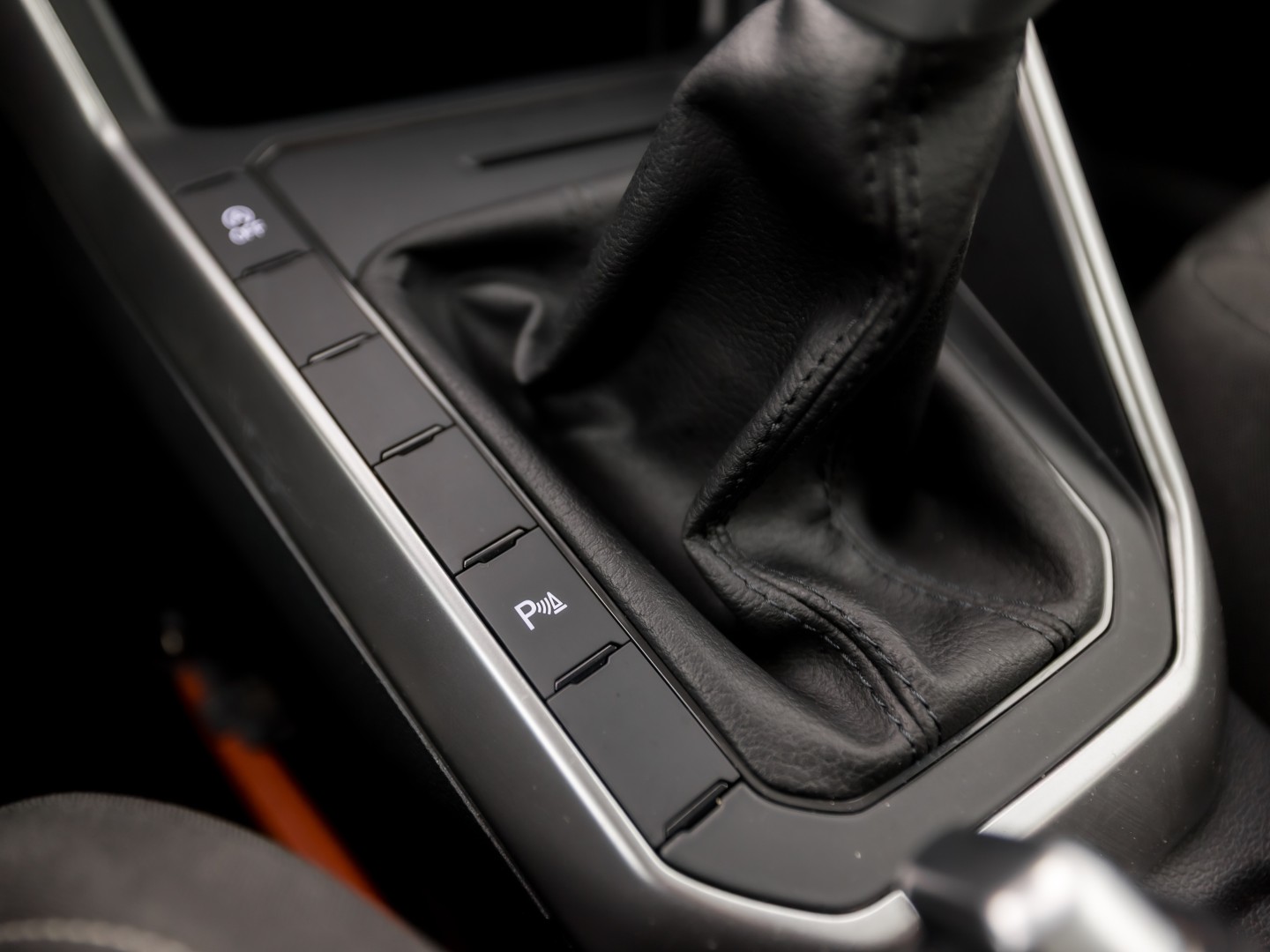 Volkswagen Taigo 1.0 TSI Sport (PANORAMADAK, 1e EIGENAAR, VIRTUAL COCKPIT, APPLE CARPLAY, GROOT NAVI, CLIMATE, STOELVERWARMING, SPORTSTOELEN, GETINT GLAS, IQ LIGHT, NIEUWSTAAT)