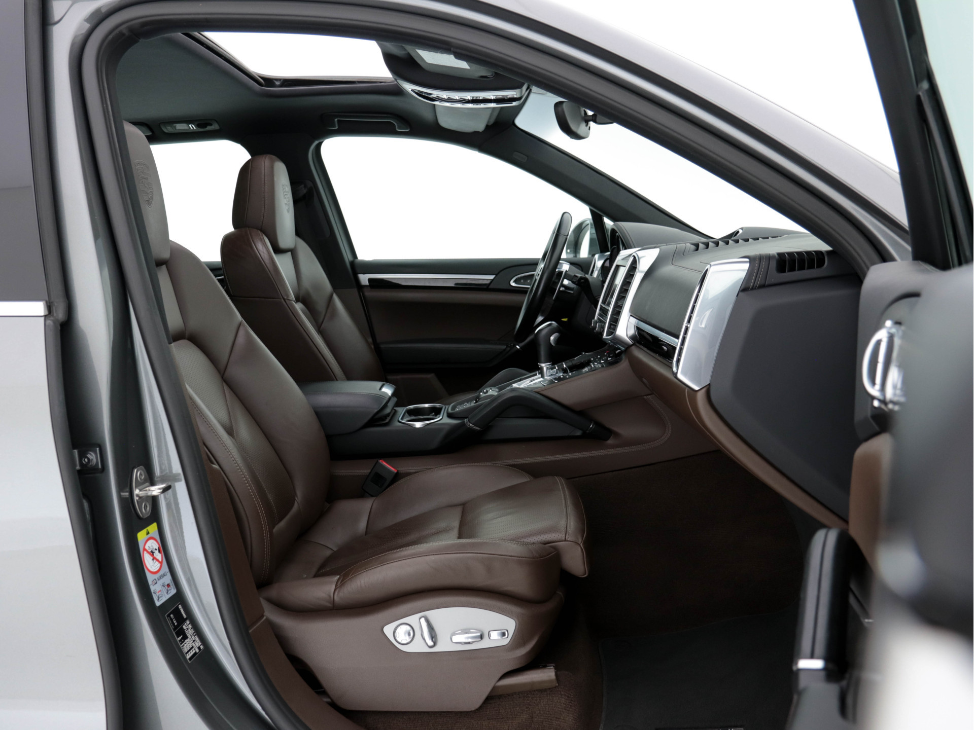 Porsche Cayenne 3.0 S E-Hybrid Plug-In (model-2016) Aut. *PANO | LEATHER | NAVI-FULLMAP | BOSE-SURROUND | AIR-SUSPENSION | ECC | FULL-LED | PDC | CRUISE | MEMORY-PACK | SHIFTPADDLES | HEATED-SPORTSEATS | 21"ALU*