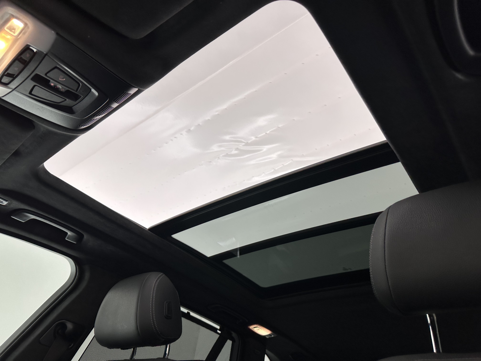 BMW X5 M50d M-Sportpack Aut. *PANO | HEAD-UP | LUXURY-LEATHER | ADAPTIVE-CRUISE | SOFT-CLOSE | BANG&OLUFSEN | TOP-VIEW | BLINDSPOT | NIGHT-VISION | MEMORY-PACK | DIGI-COCKPIT | HEATED-COMFORTSEATS | NAVI-FULLMAP |