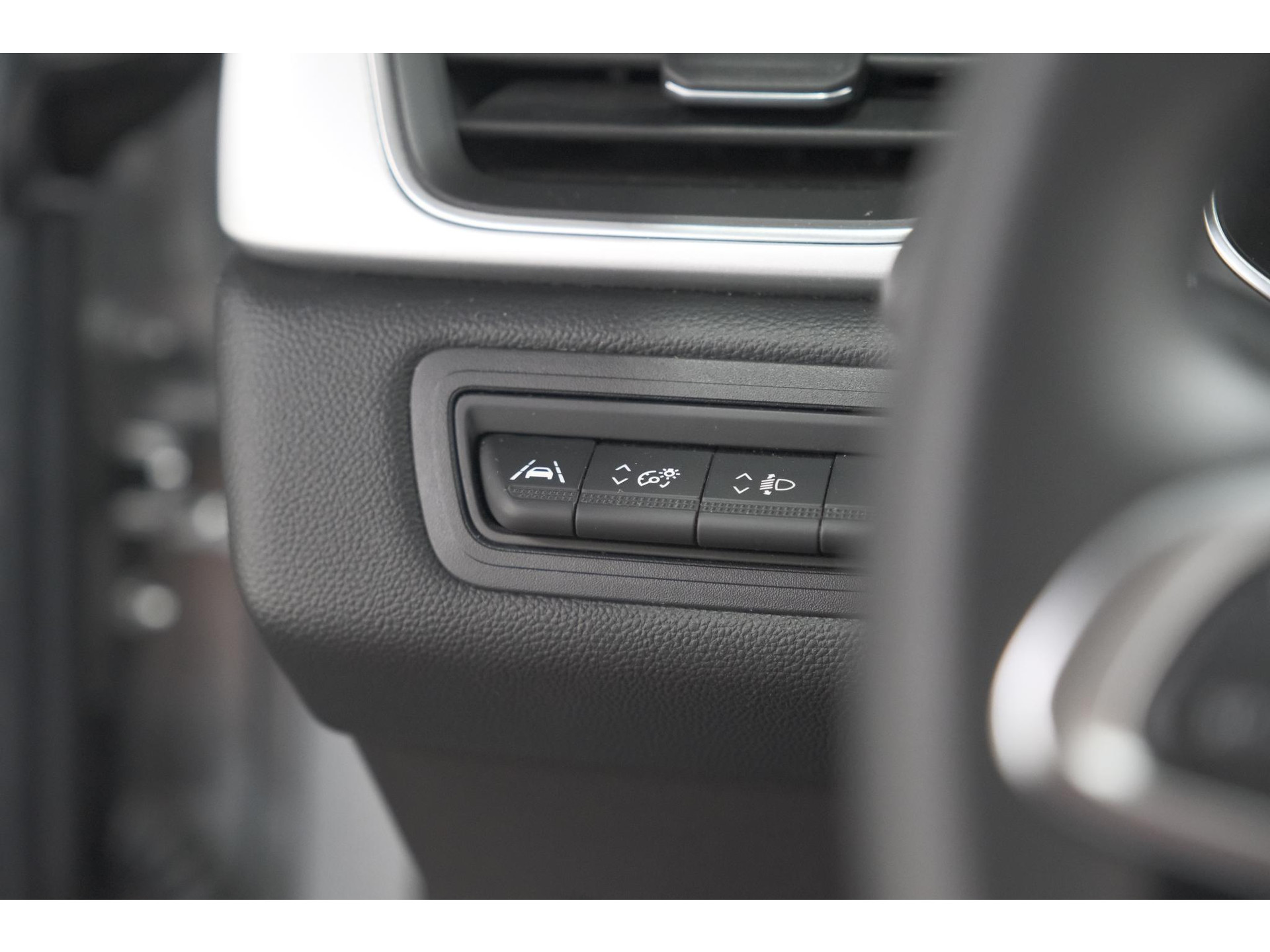 Renault Captur 1.6 E-Tech full hybrid 145 techno | Camera | Parkeersensoren | Climate control | Keyless
