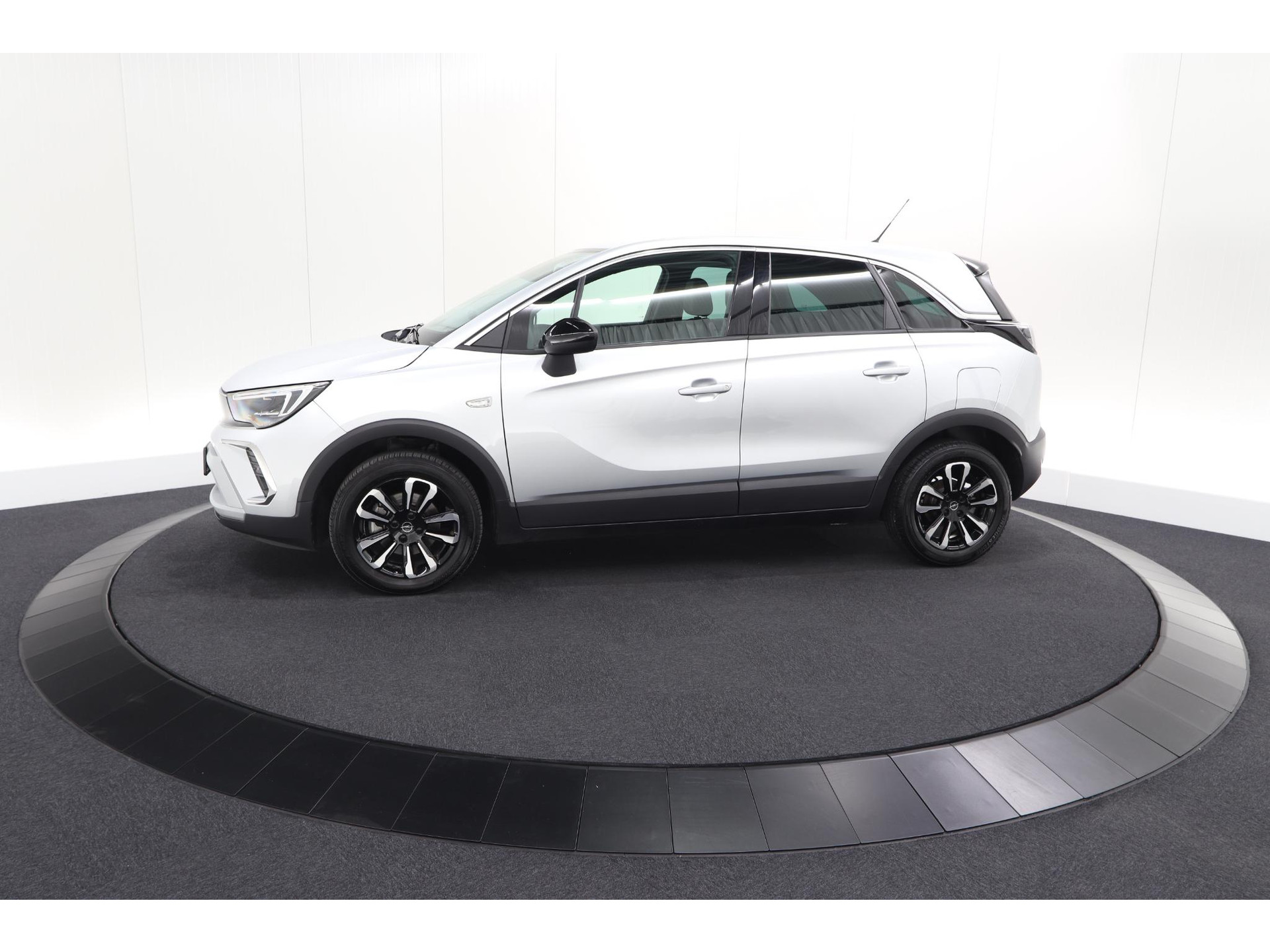 Opel Crossland 1.2 Turbo 100 Elegance | Camera | Apple Carplay | Parkeersensoren | Navigatie