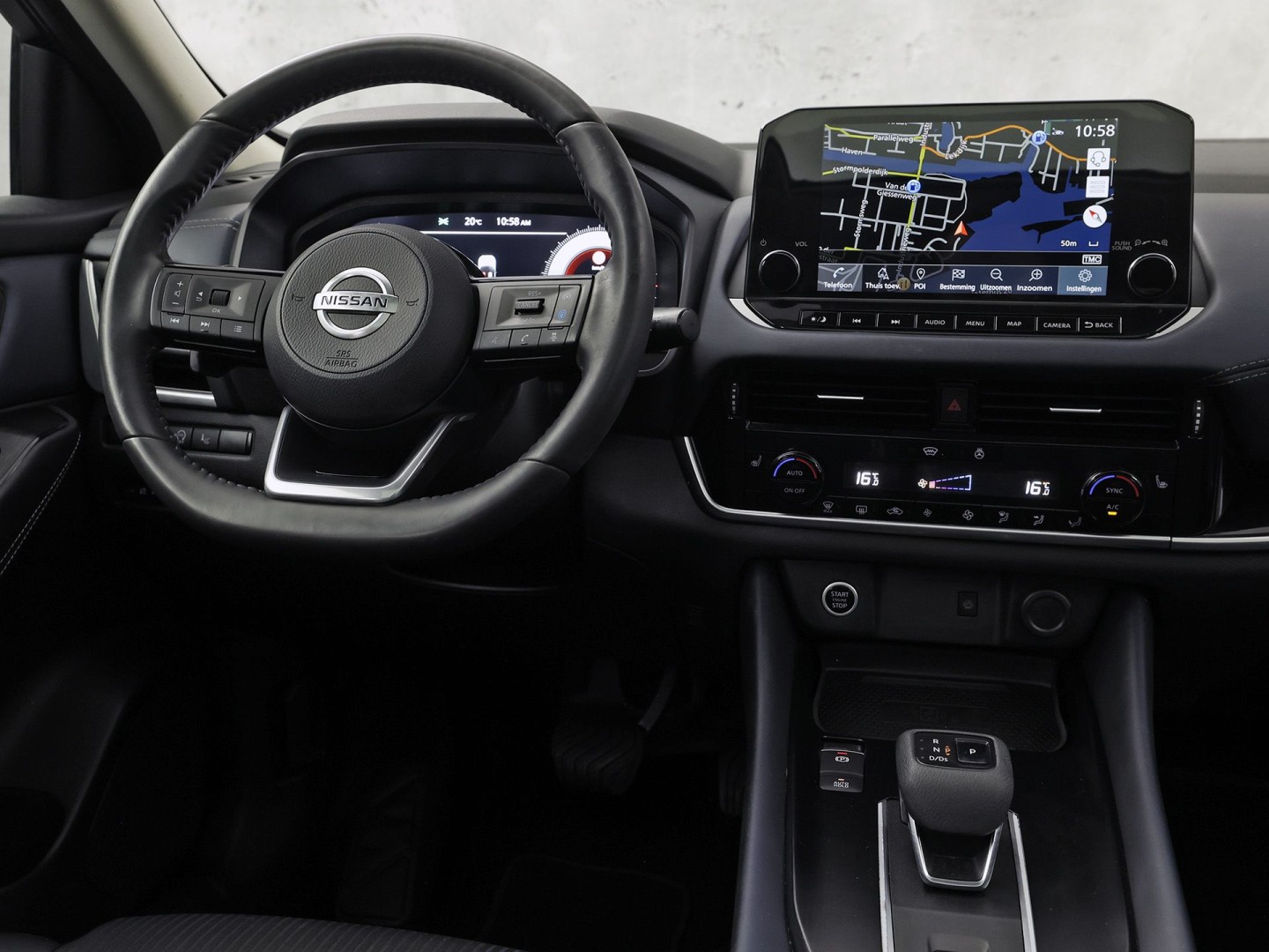 Nissan Qashqai 1.3 MHEV Xtronic Premiere Edition 158Pk Automaat (PANORAMADAK, VIRTUAL COCKPIT, APPLE CARPLAY, GROOT NAVI, 360 CAMERA, LEDER, SPORTSTOELEN, STOELVERWARMING, GETINT GLAS, ADAPTIVE CRUISE, NIEUWSTAAT)