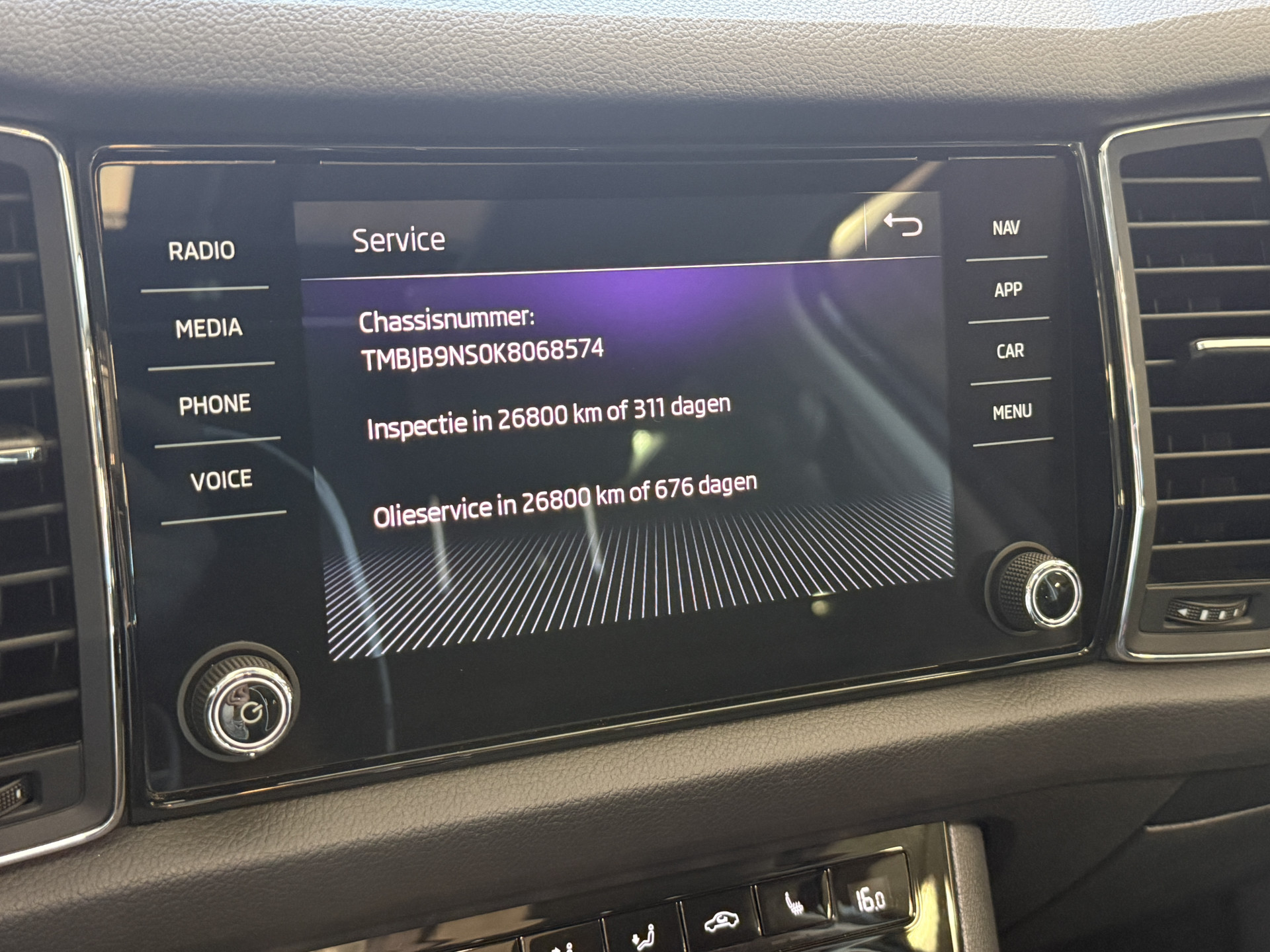 ŠKODA Kodiaq 1.5 TSI Business Edition | Panoramadak | Apple Carplay | Stoelverwarming