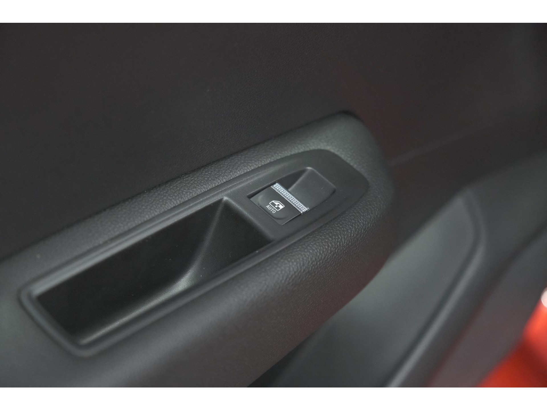 Renault Clio TCe 100 Intens | Dodehoekdetectie | Camera | Apple Carplay | Parkeersensoren