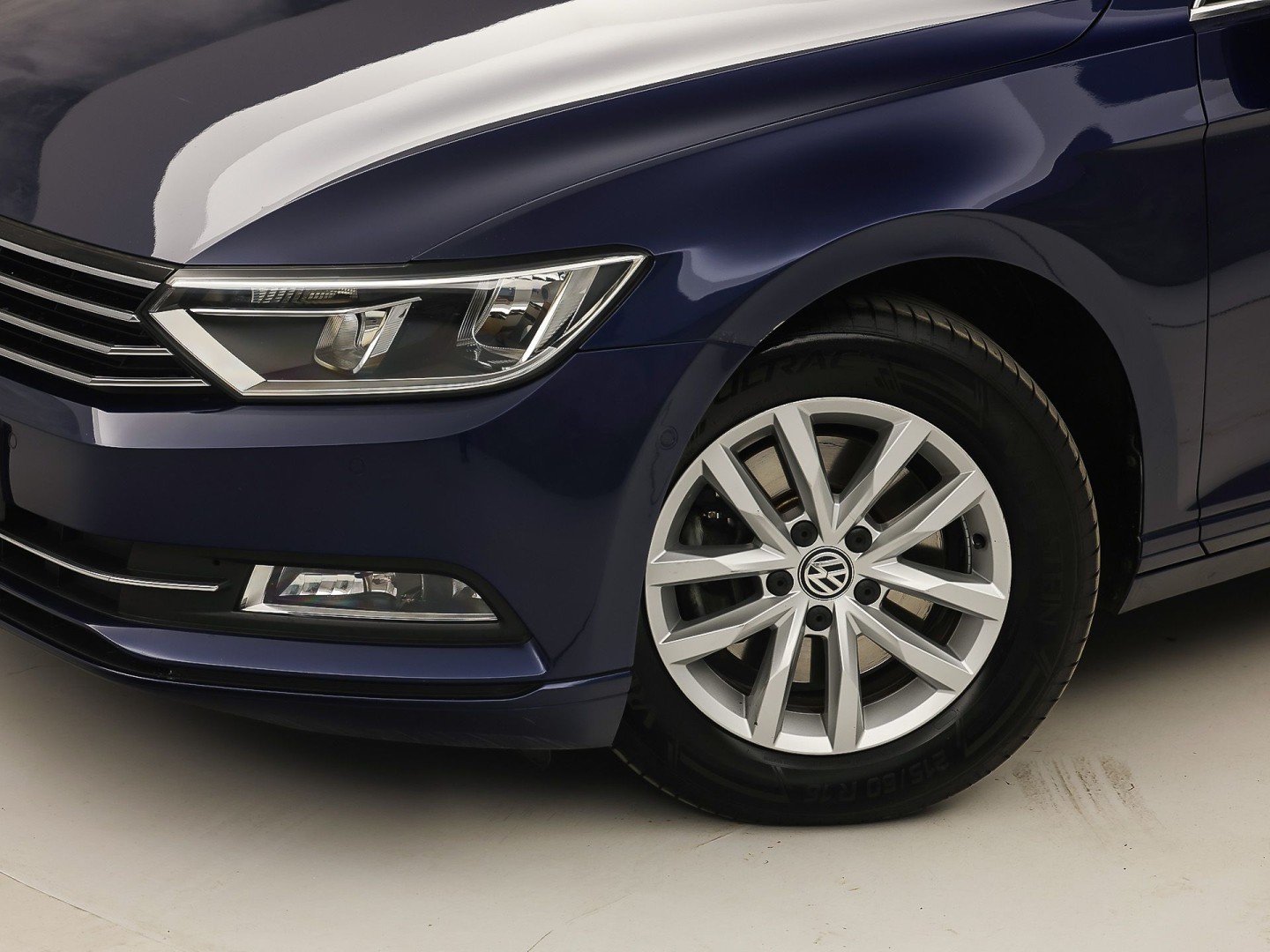 Volkswagen Passat Variant 1.4 TSI ACT Highline 150Pk Automaat (APPLE CARPLAY, GROOT NAVI, CLIMATE, CAMERA, SPORTSTOELEN, GETINT GLAS, KEYLESS START, ADAPTIVE CRUISE,