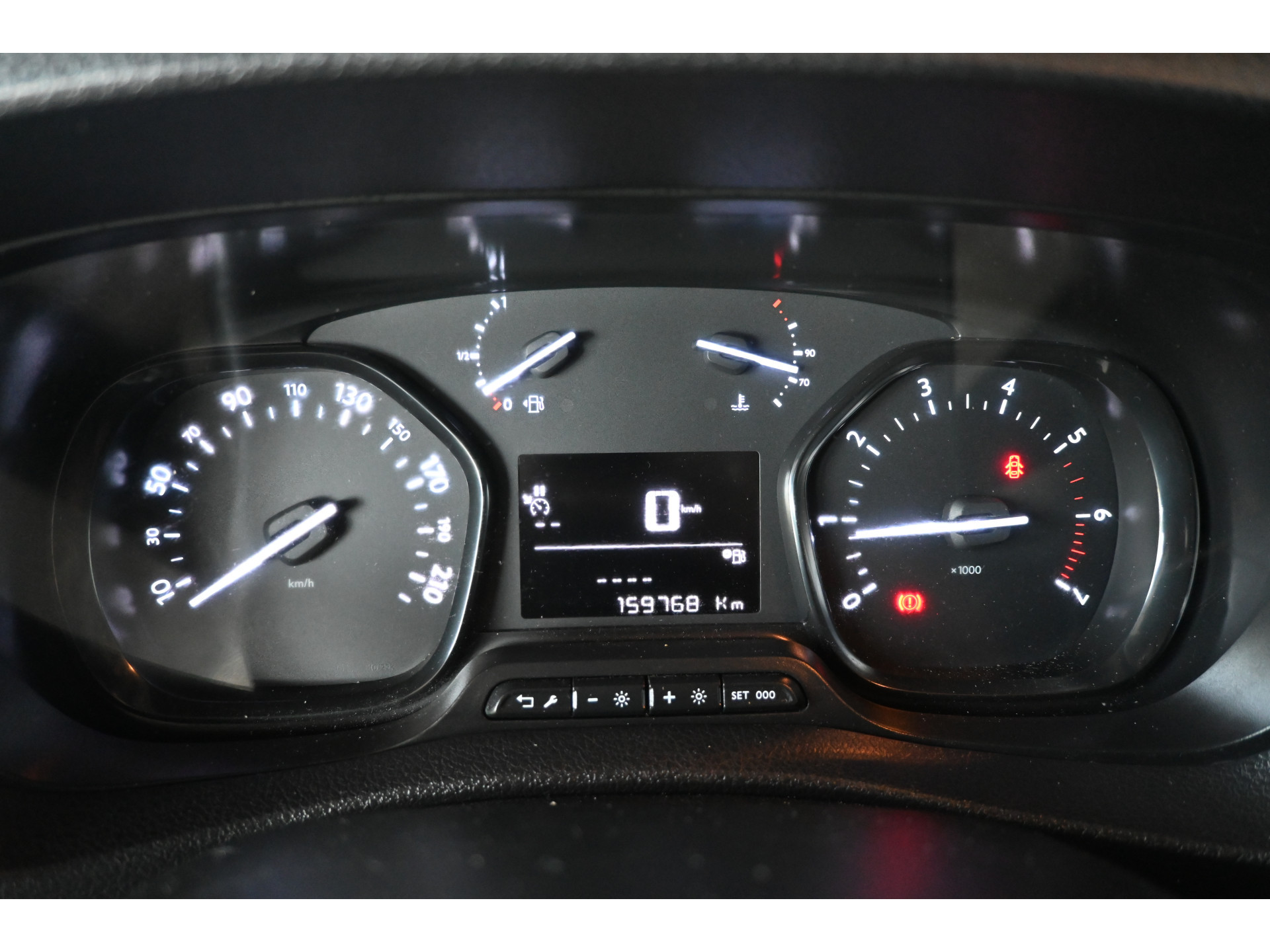 Opel Vivaro 1.5 CDTI L3H1 Edition 6 Persoons Airco Navigatie Trekhaak Cruise Control Rijklaarprijs! Inruil Mogelijk!