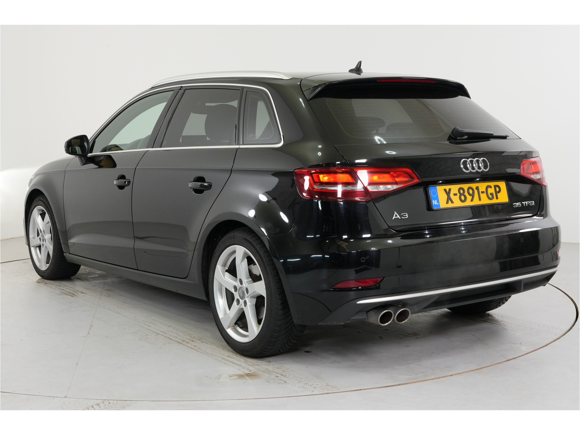 Audi A3 Sportback 35 TFSI CoD Design Pro Line Plus | Trekhaak | Stl. verw. | Climate | PDC | LED |