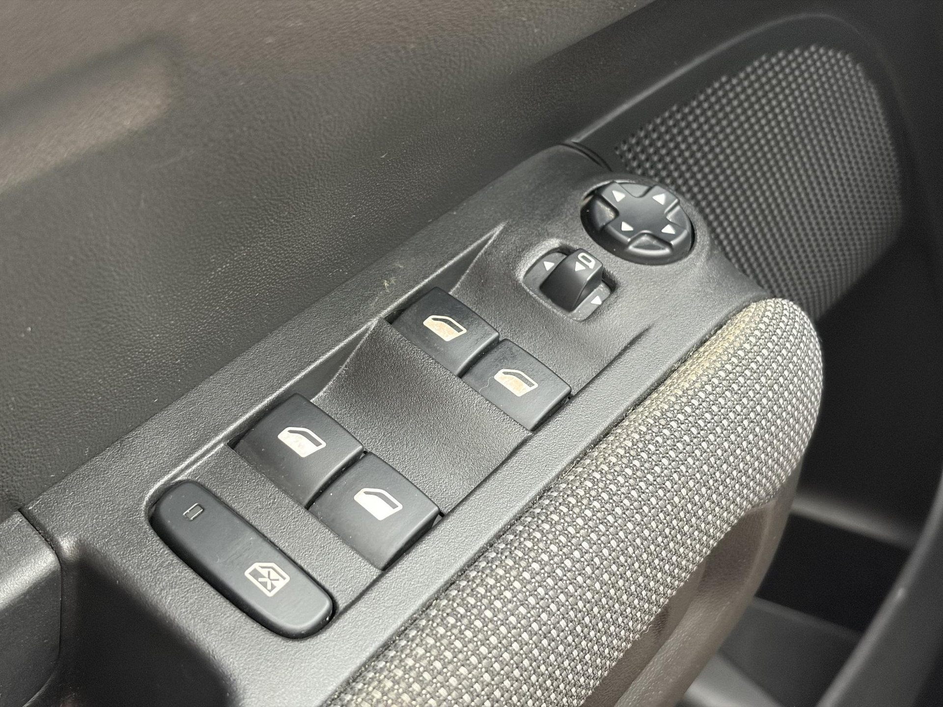 Citroen C3 Aircross 1.2 PureTech Feel ✓1e Eigenaar✓Nieuwe D-riem✓Draadloze telefoonlader✓Carplay✓Navi✓Clima✓Cruise ✓Pdc✓Lm velgen✓Net beurt gehad✓Rijstrooksensor✓N.A.P✓Apk tot 09-2027
